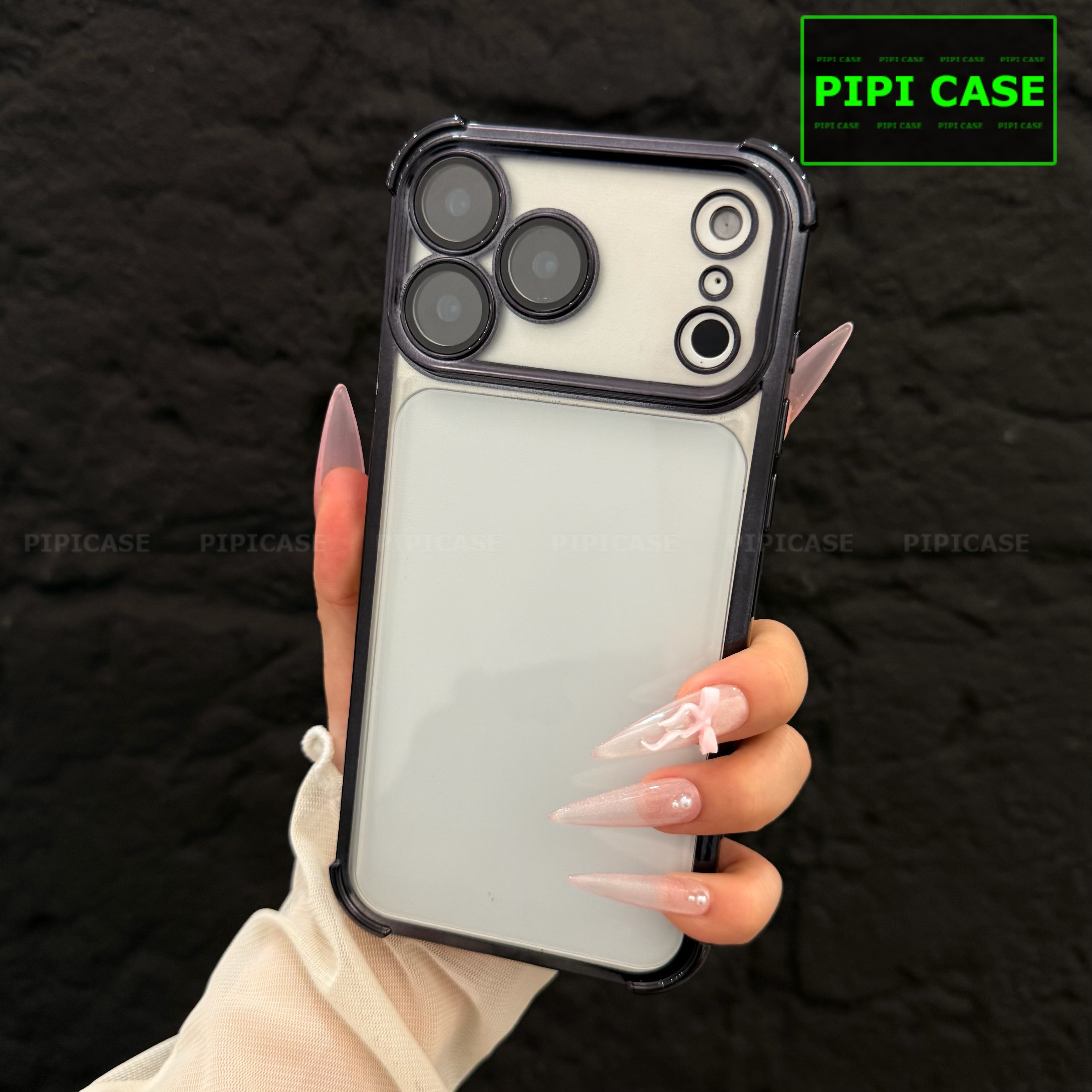 Ốp Lưng iPhone 17 Pro - Gu - Đen