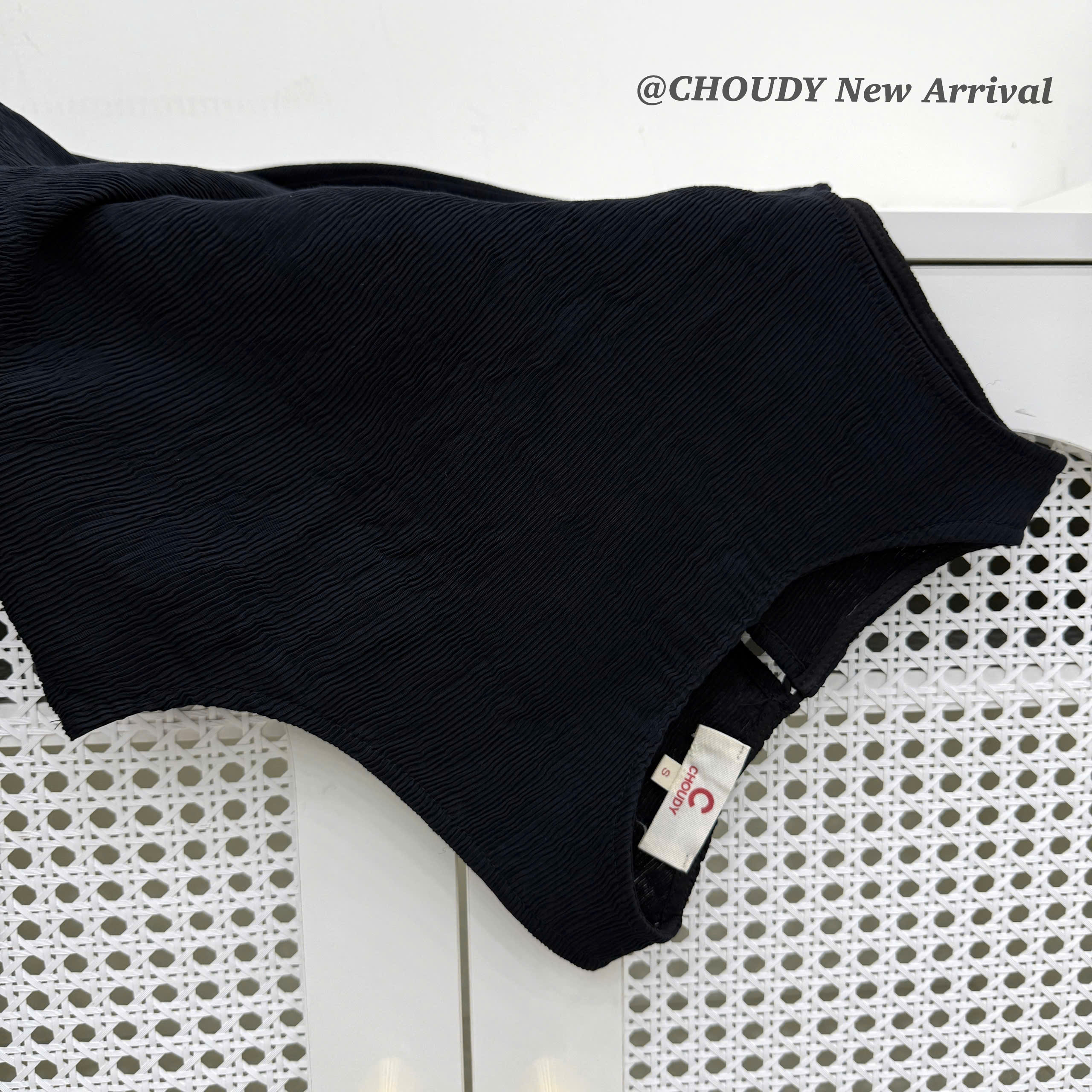 U660 ĐẦM ĐEN SUÔNG_thumbnail_5