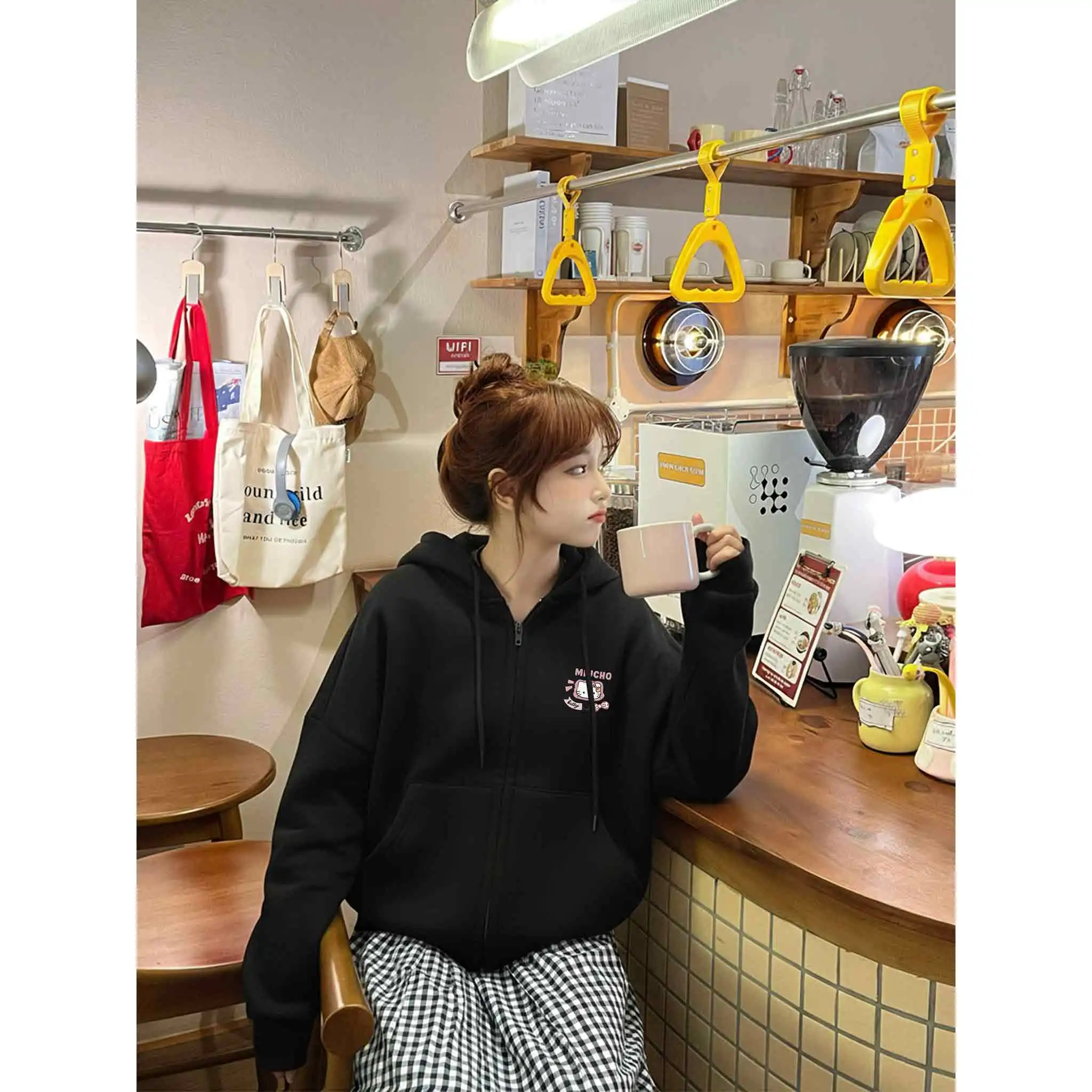 Áo hoodie zip nữ form boxy Miucho nỉ 2 da dày dặn thoáng mát hoạt hình Kitty dễ thương in mix 2823_thumbnail_3