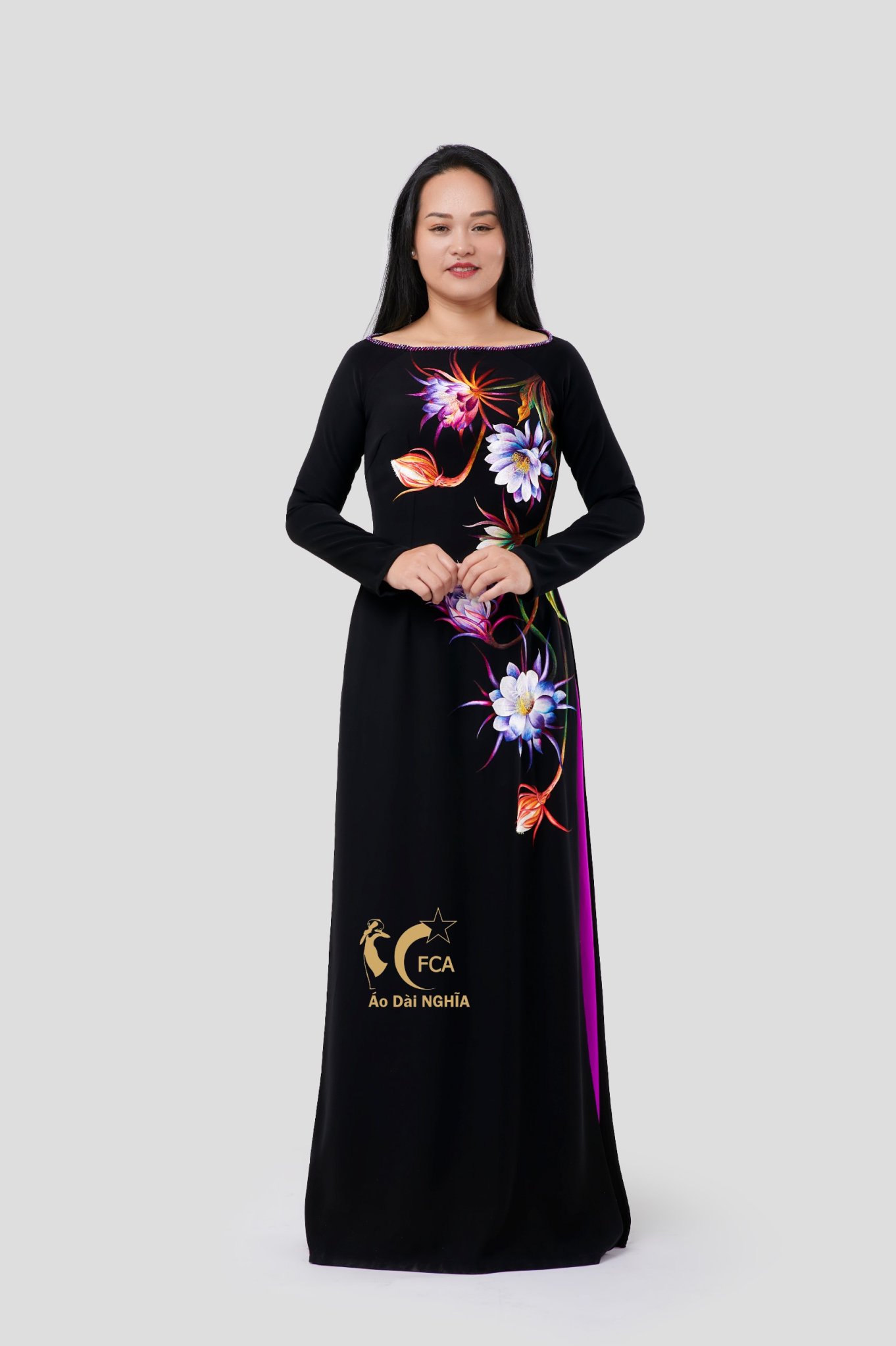 Áo dài mẫu chín