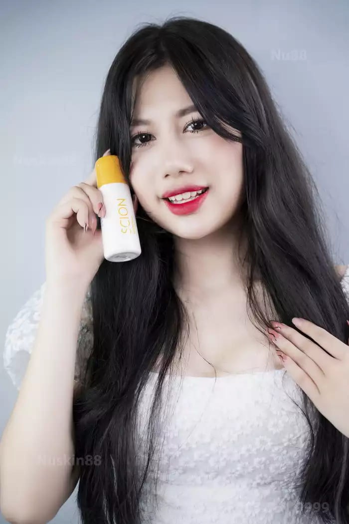 Lăn khử mùi sáng da Scion Brightening Roll On_thumbnail_9