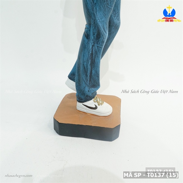 Tượng Thánh Acutis 40cm vẽ tay cao cấp_thumbnail_3