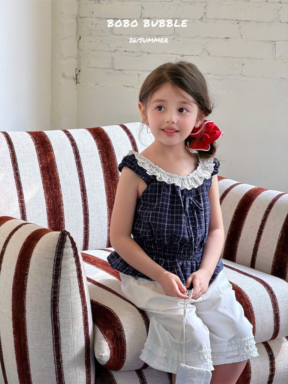 C184 - Áo thun sát nách màu xanh hãng BB (sz 90-140)