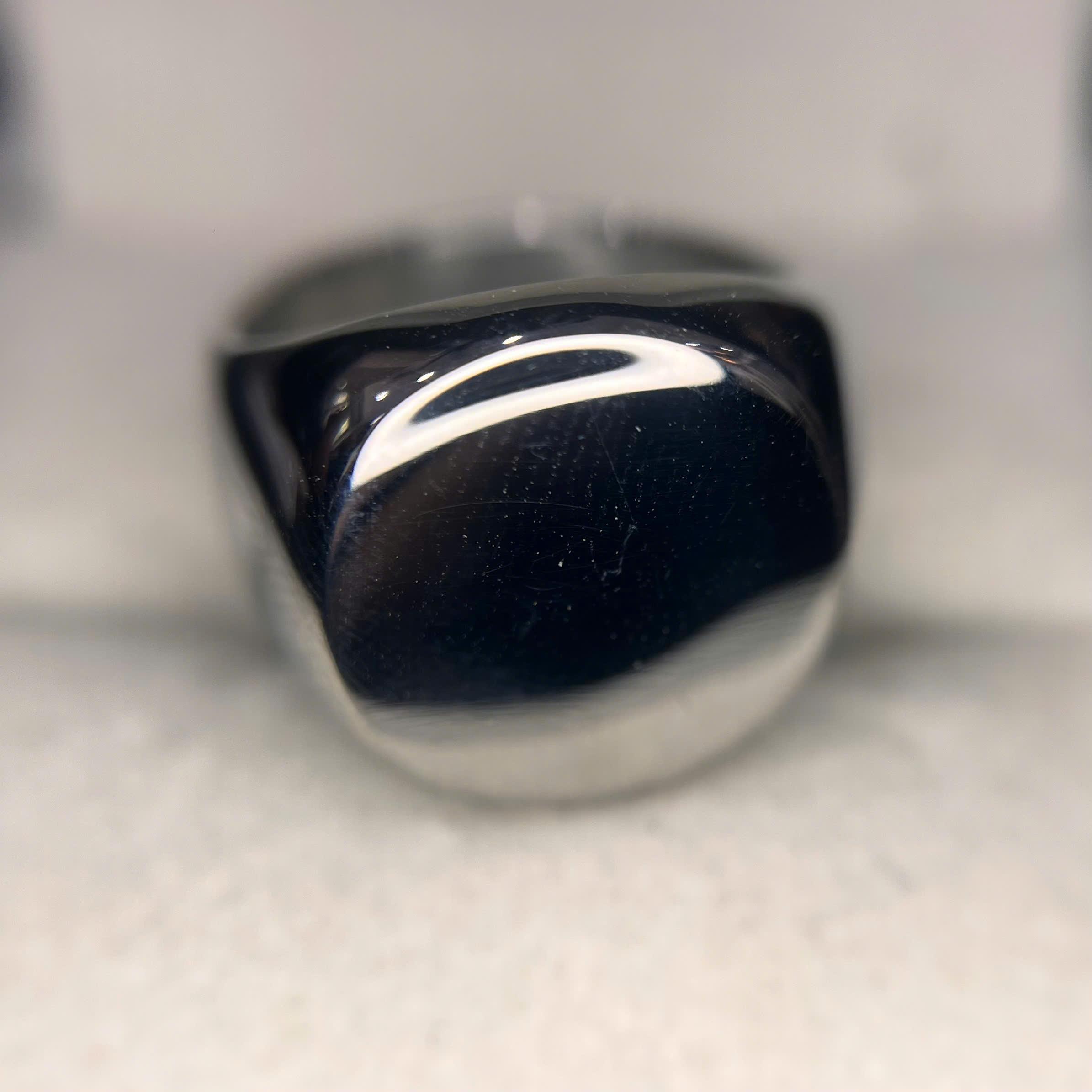 nhẫn kiểu titan mặt tròn trơn bóng size 8_thumbnail_0