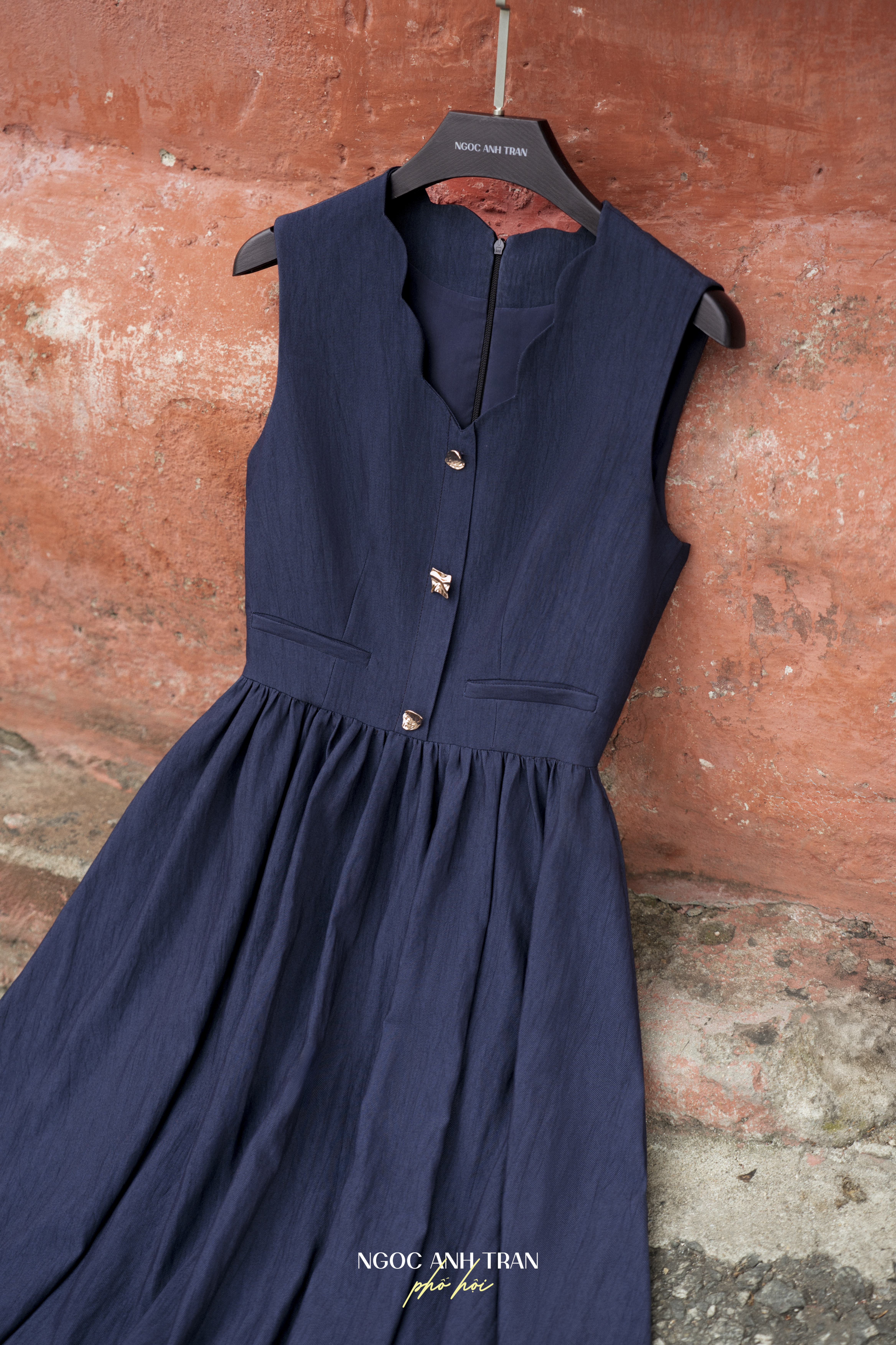 D123 - Váy xanh navy cúc kiểu Hội An_thumbnail_5