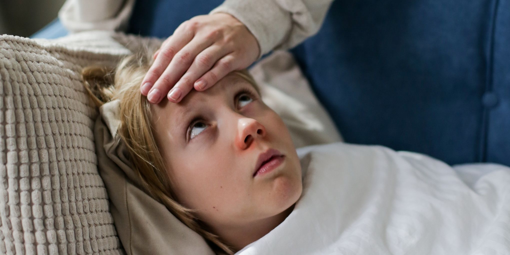 BÀI THUỐC DÂN GIAN HẠ SỐT CHO TRẺ