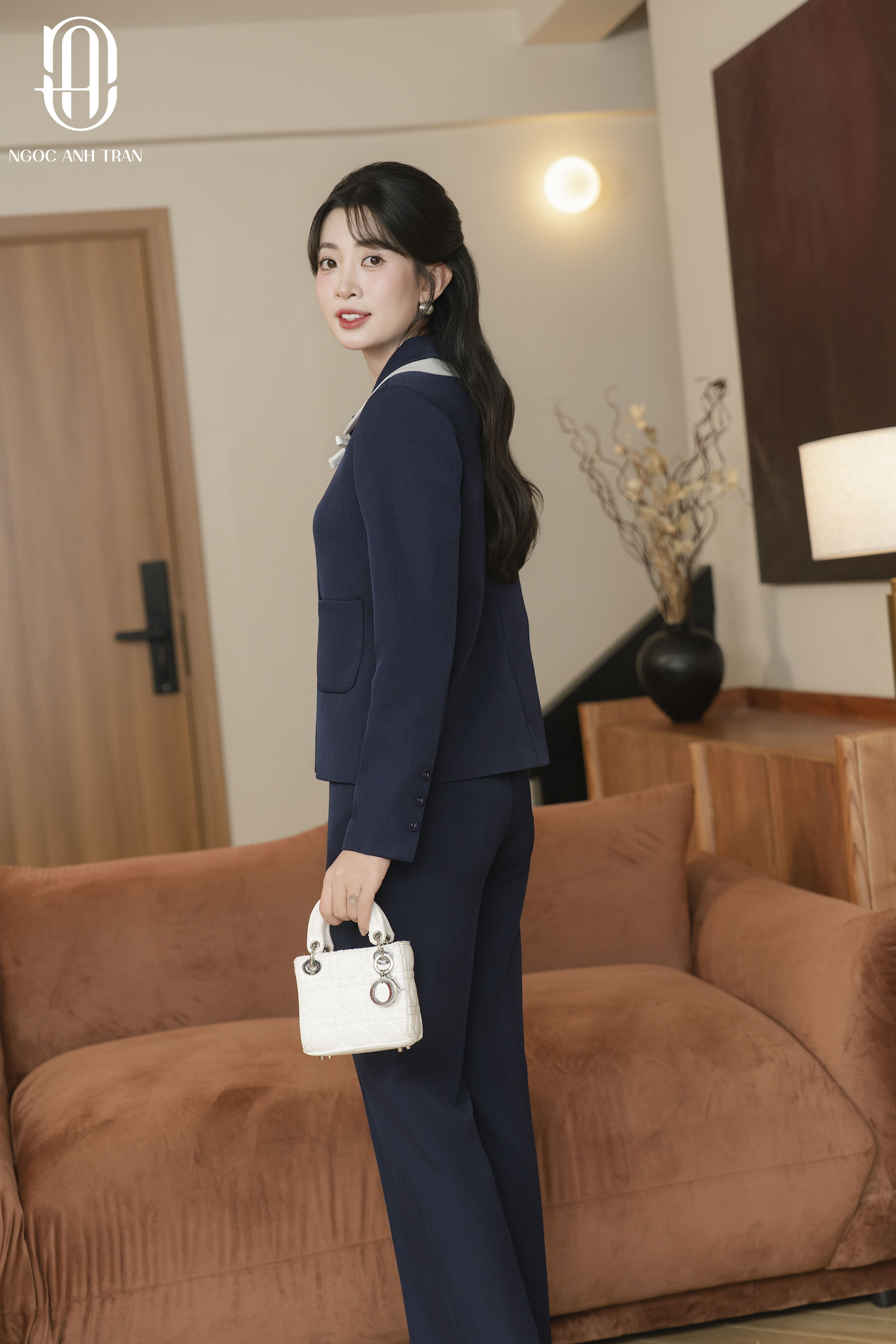 A257 - Set áo kiểu xanh than cổ sen trắng phối quần baggy navy_thumbnail_5