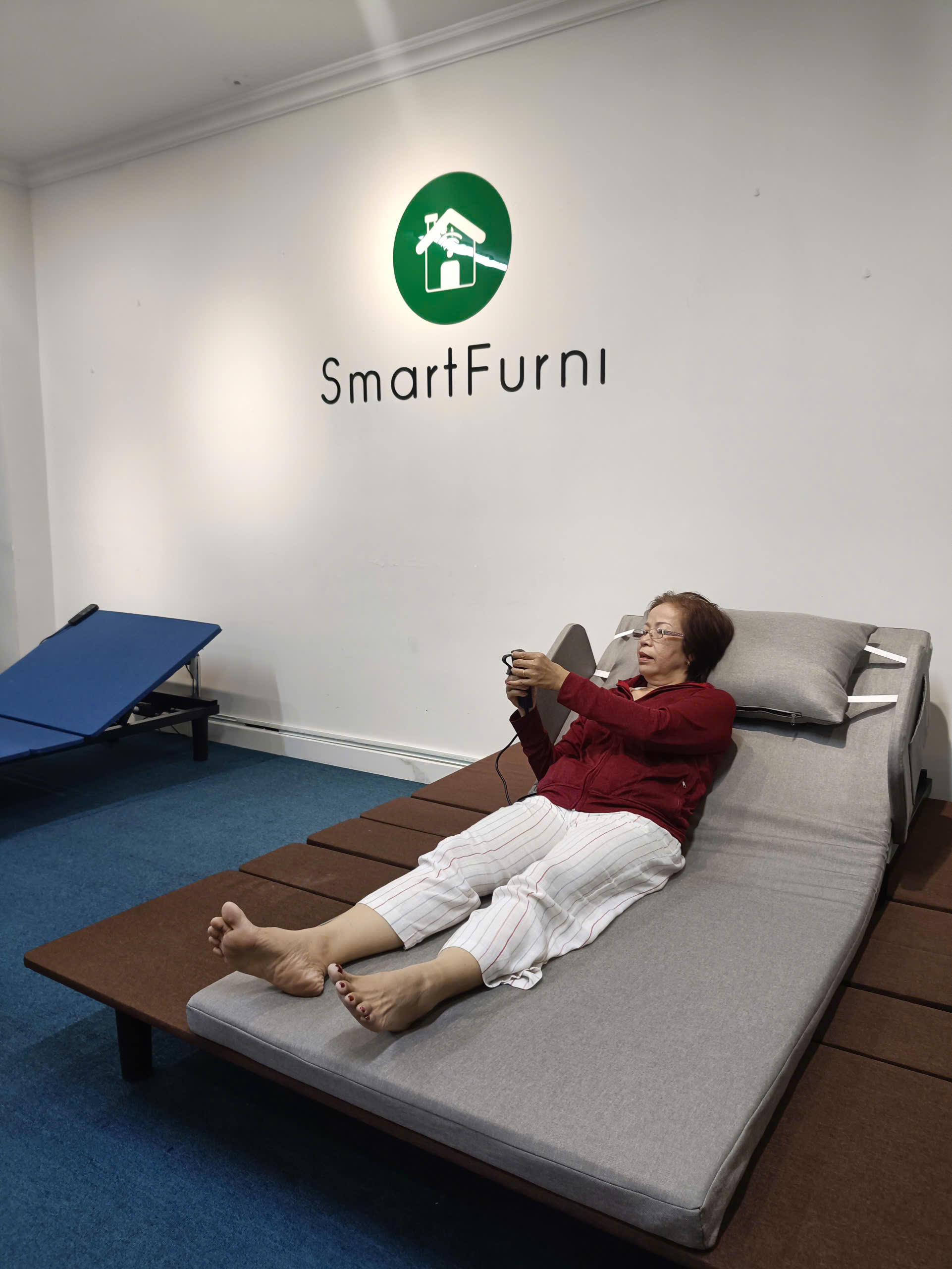 Đệm nâng hạ tự động SmartFurni - Phiên Bản 1 Động Cơ SM-GTL150 _thumbnail_2
