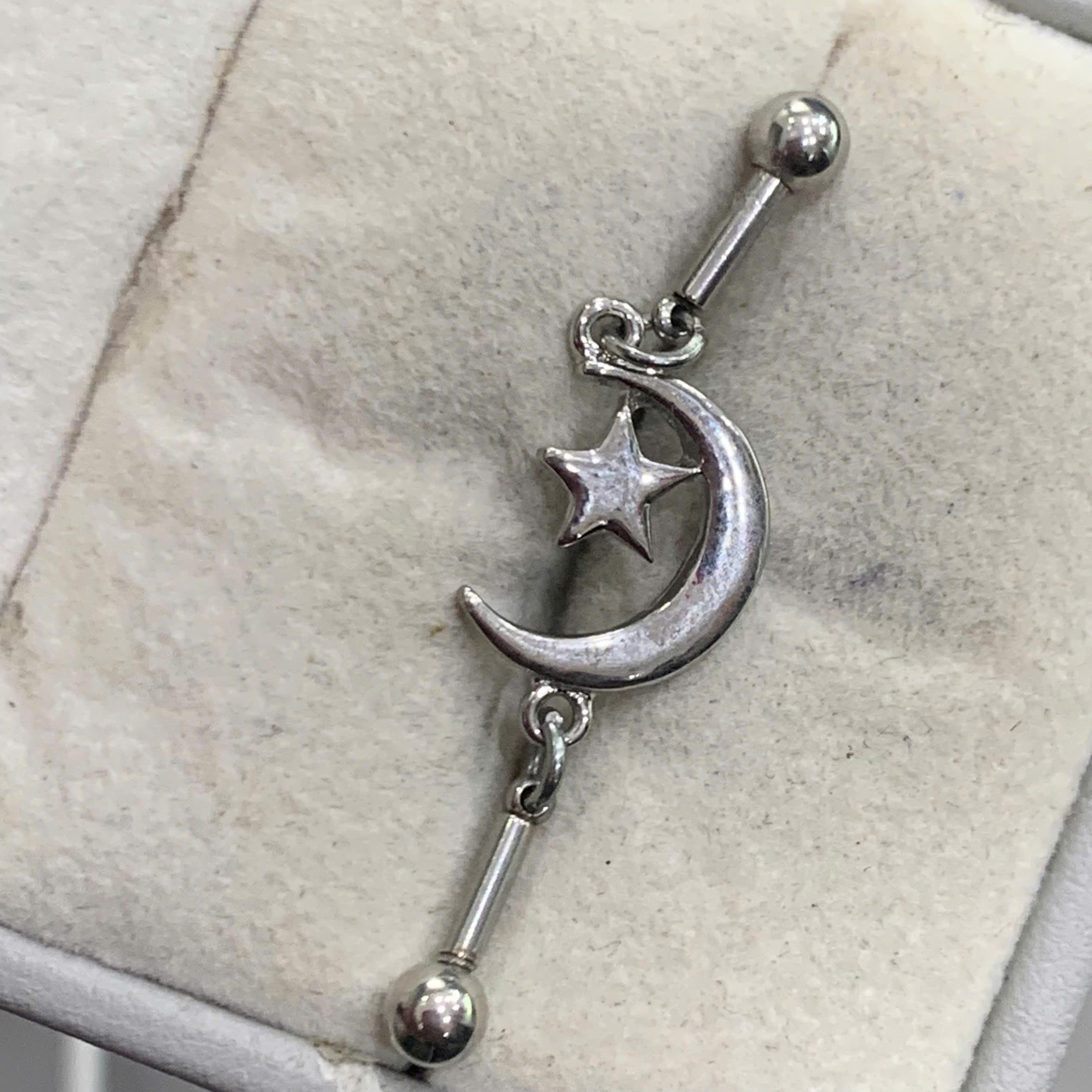 Khuyên indus kiểu hình mặt trăng và ngôi sao._thumbnail_1