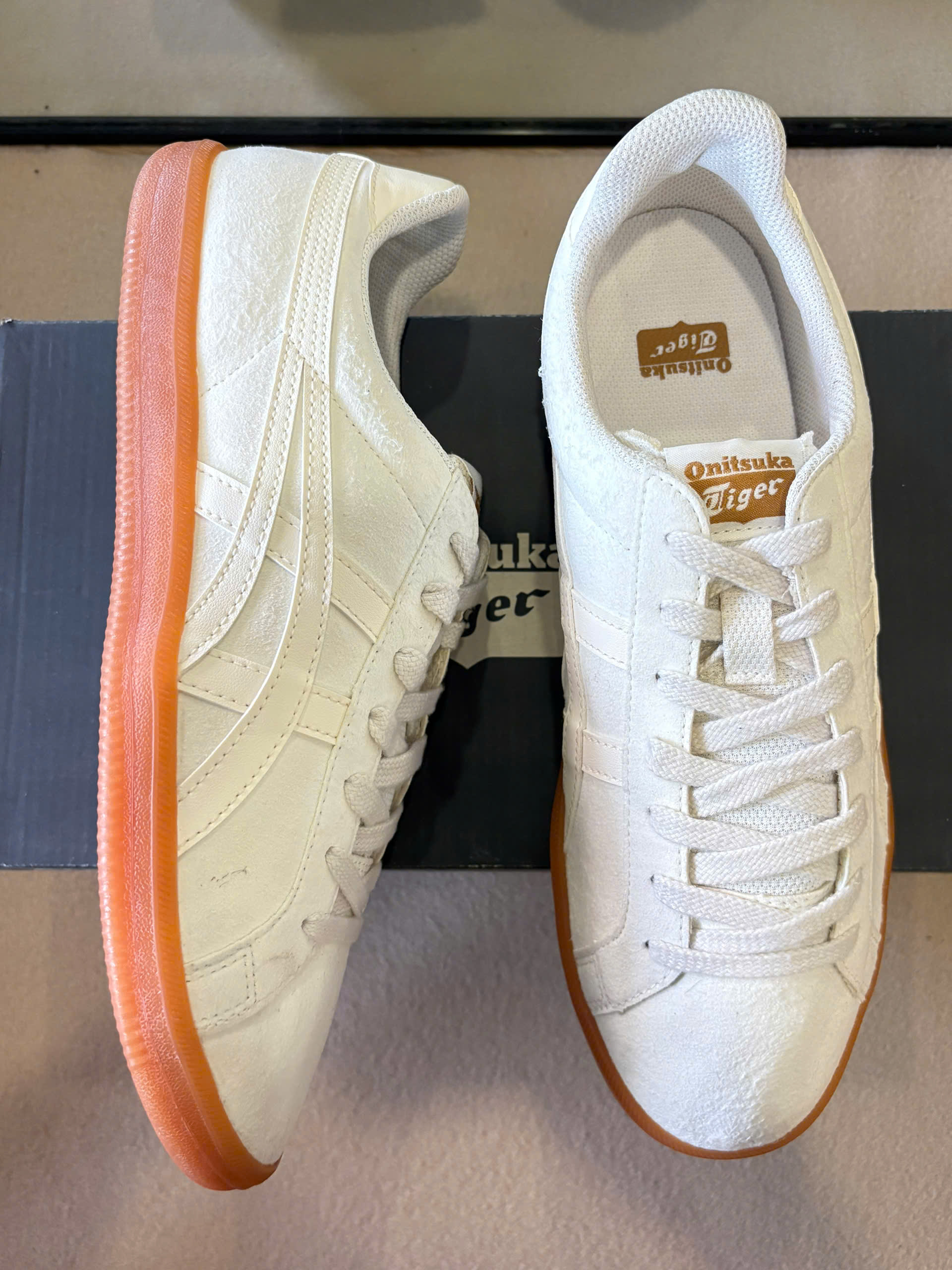 Onitsuka Tiger DD Trainer Heritage Sneaker 1183A582-250 - Beige/White