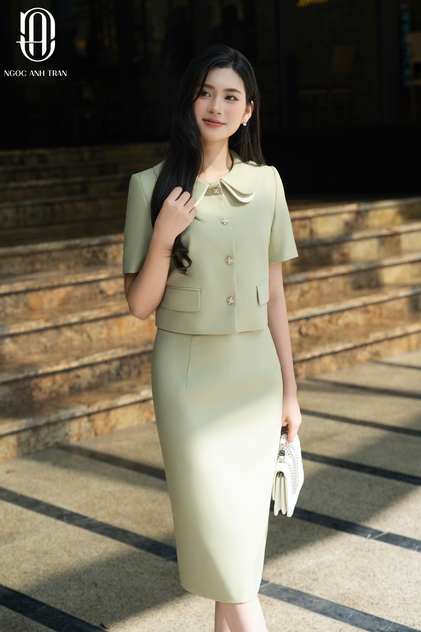 A205 - Set áo kiểu xanh bơ lửng kèm chân váy_thumbnail_3