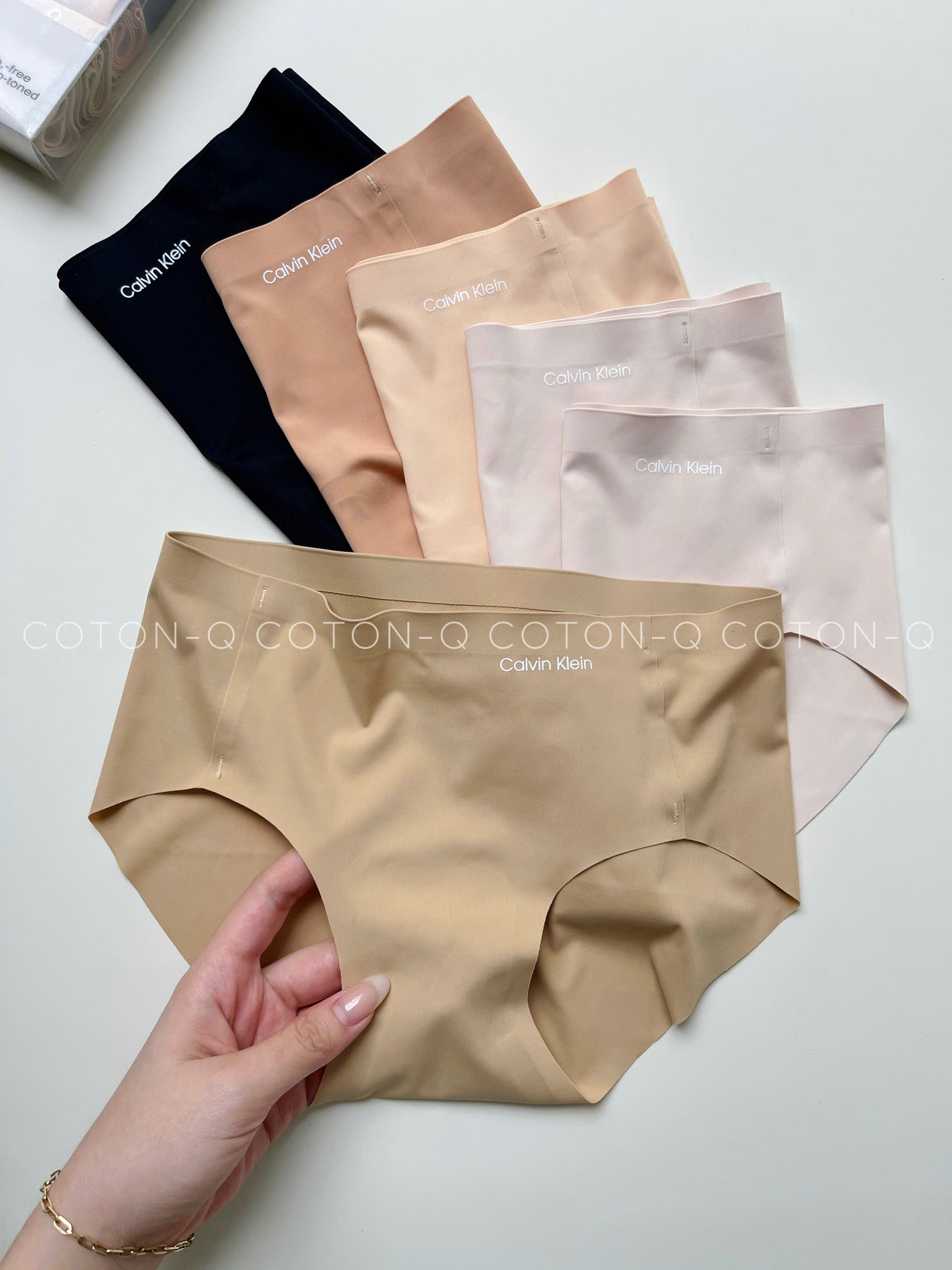 HU57 Set 6 quần lót xịn ( NGẪU NHIÊN 5 MÀU )