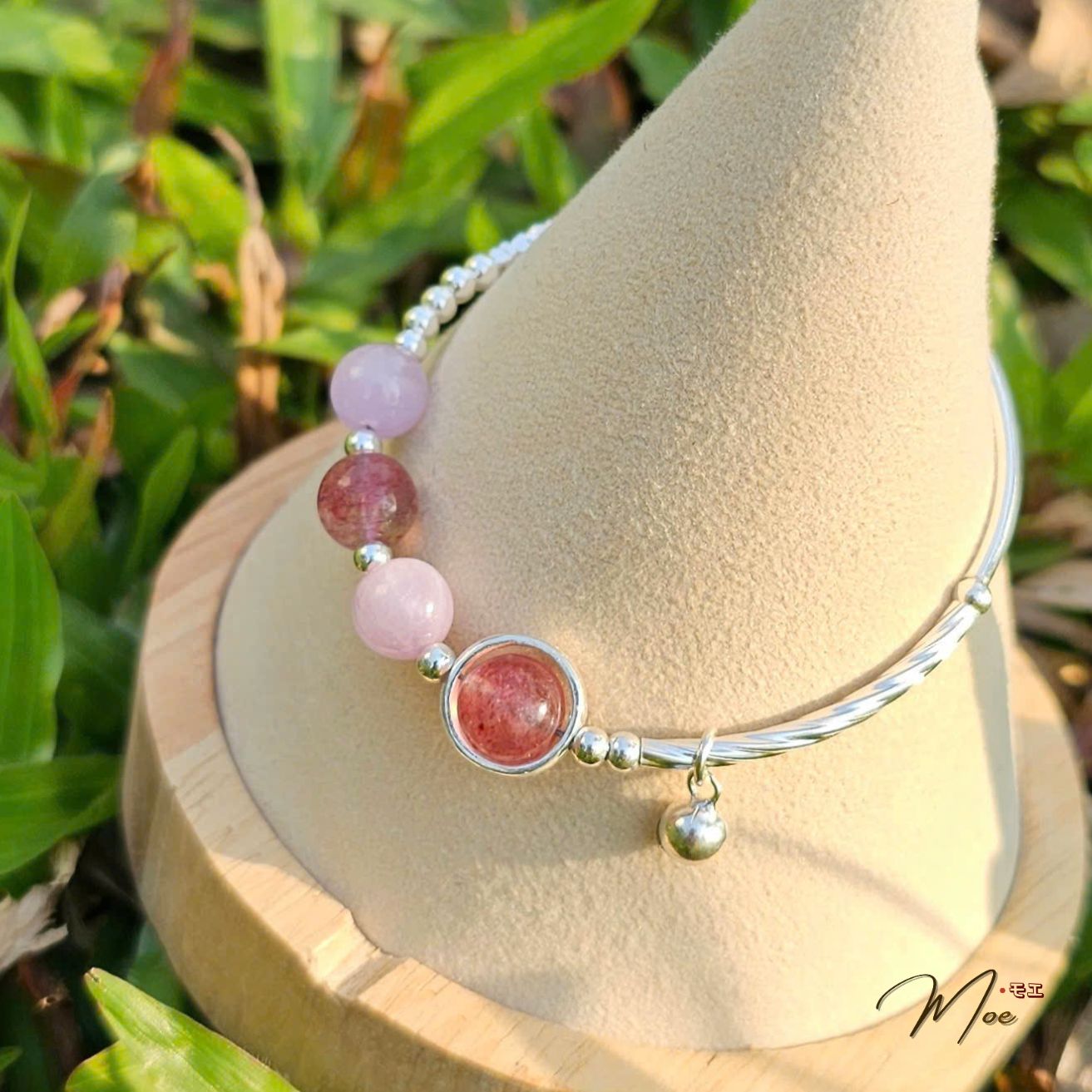 PT210 - Vòng tay thạch anh hồng & dâu hồng mix chuông bạc_thumbnail_2