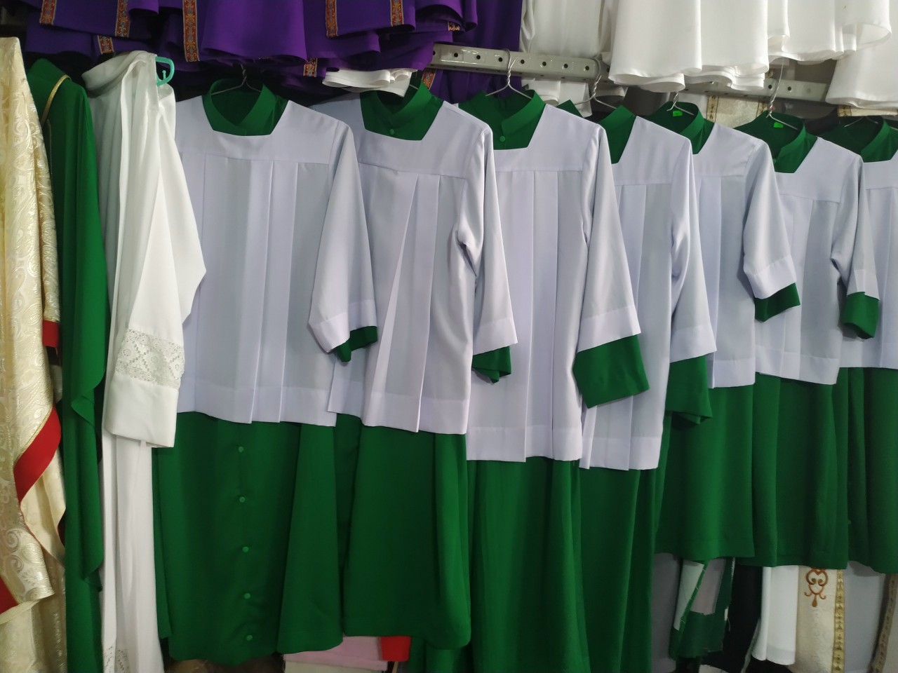 Bộ áo giúp lễ không ren màu xanh - trắng PP0429-5