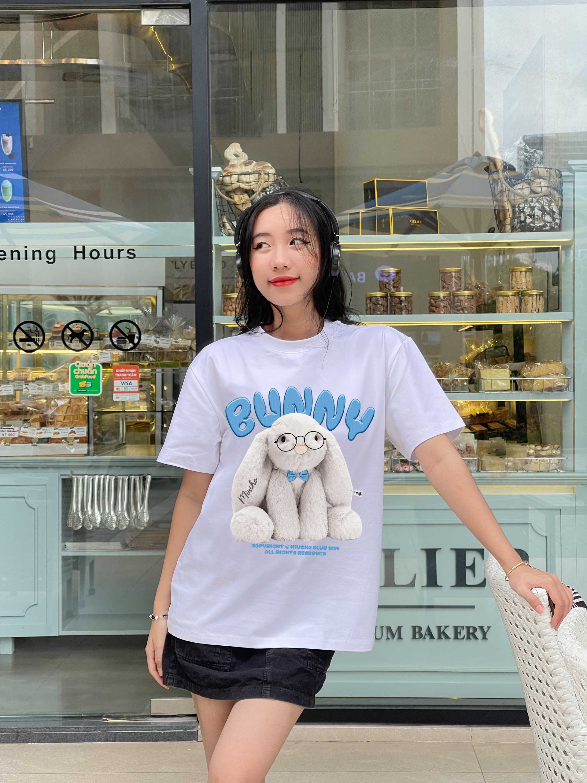 Áo thun thỏ Bunny form rộng local brand ATD1257 Miucho tay ngắn cổ tròn in mix_thumbnail_4
