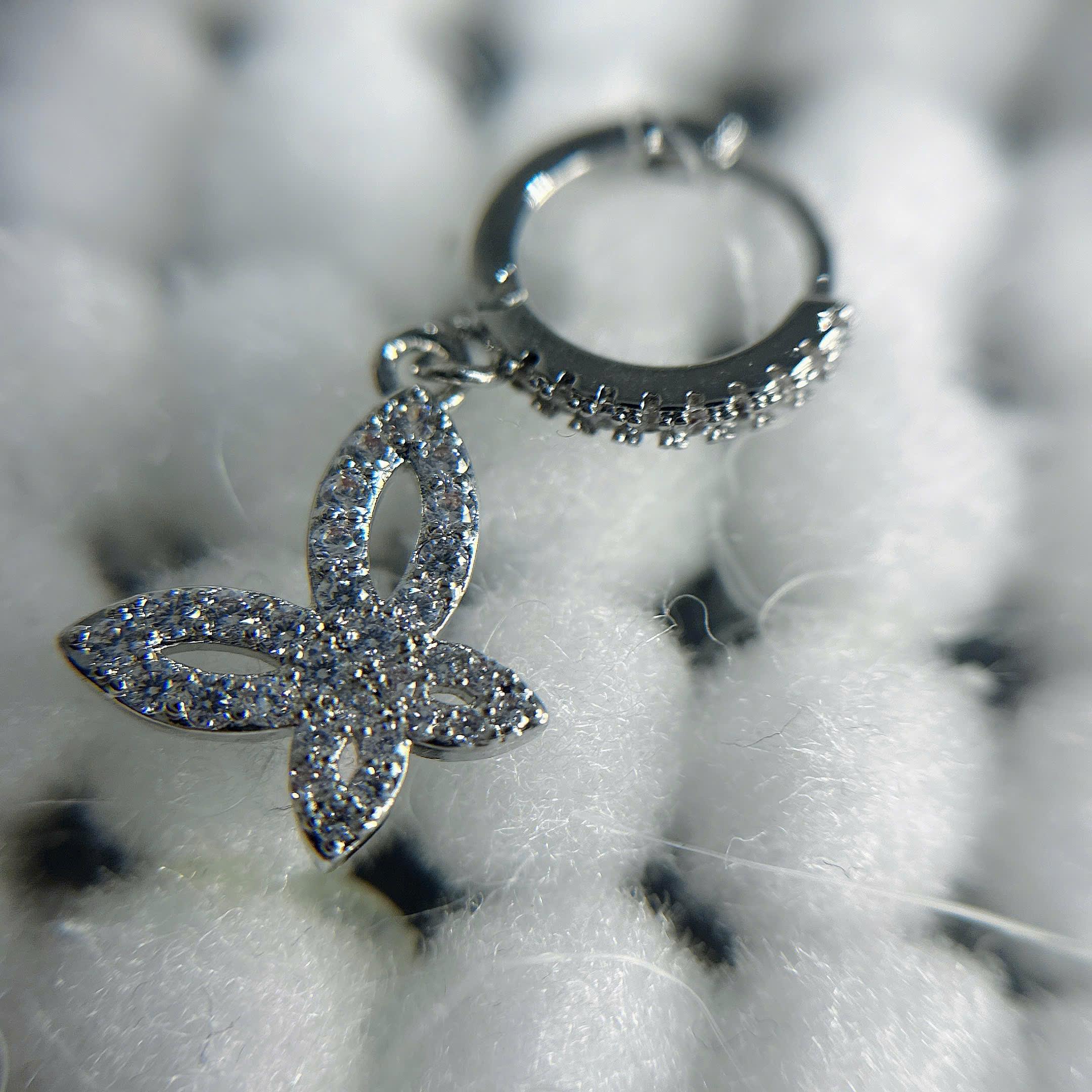 Khuyên vòng kiểu rơi bướm to_thumbnail_0