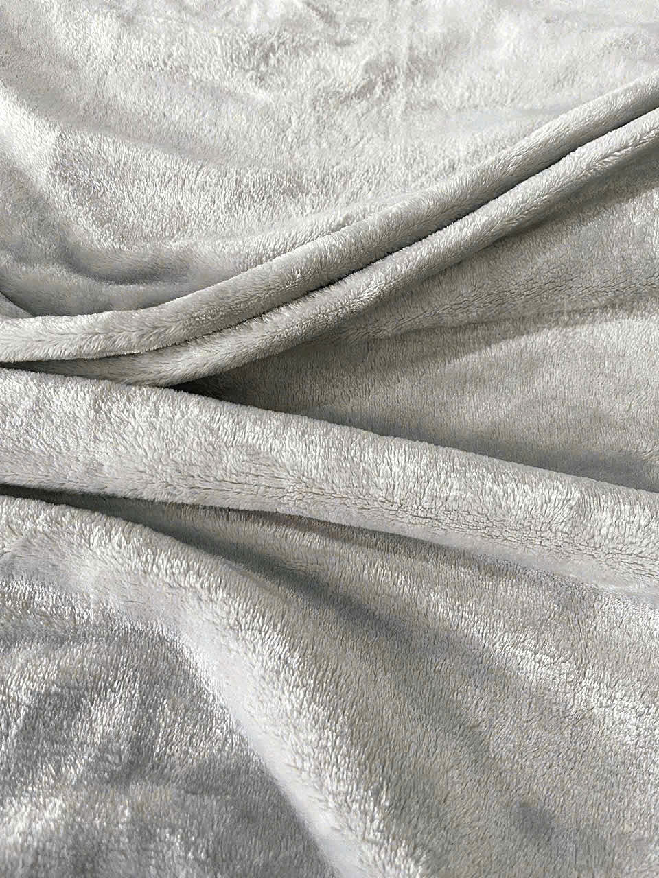 C106 CHĂN LÔNG (BÁN MÀU NGẪU NHIÊN)_thumbnail_1