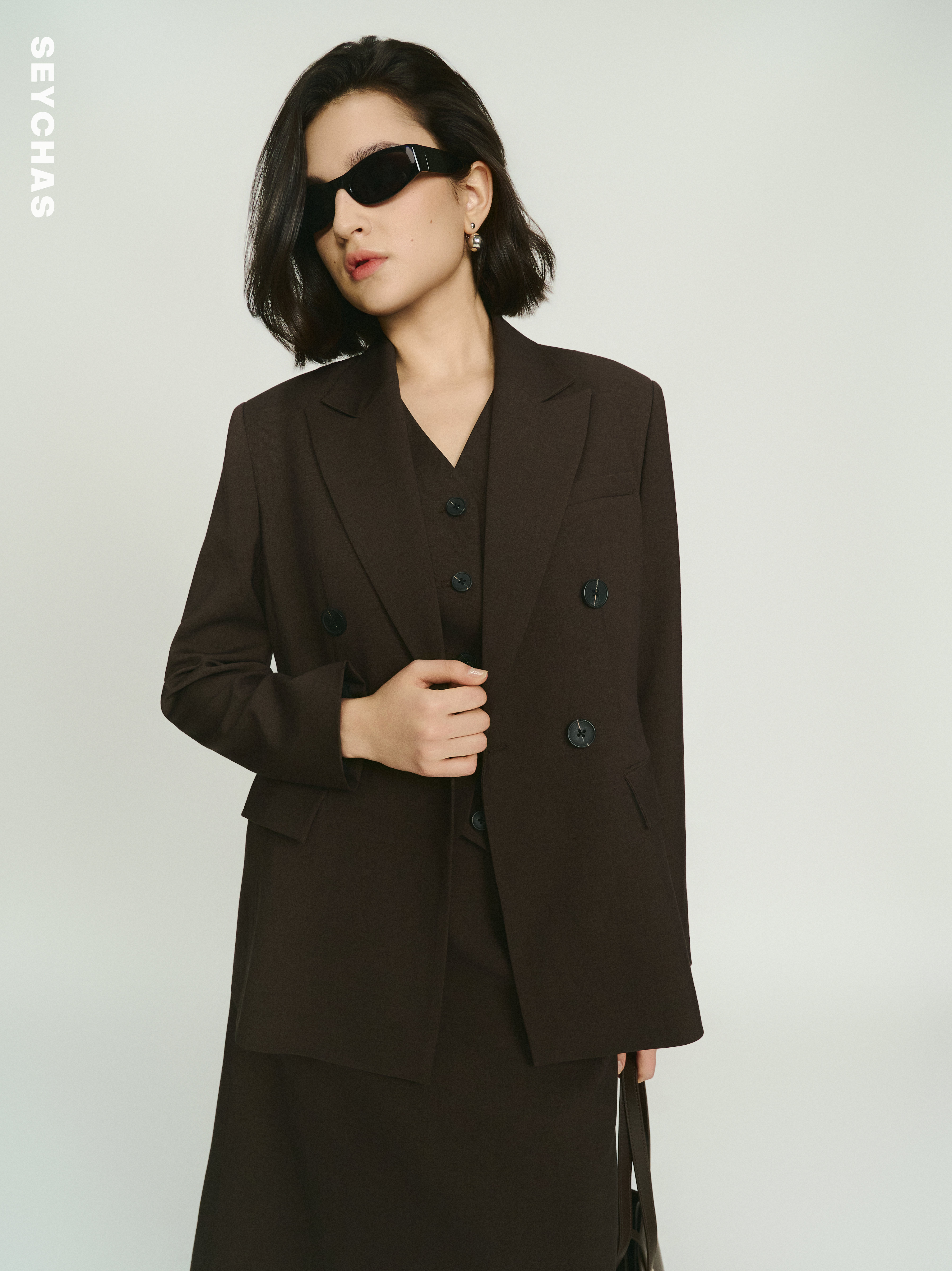 NADIA   BLAZER_thumbnail_2