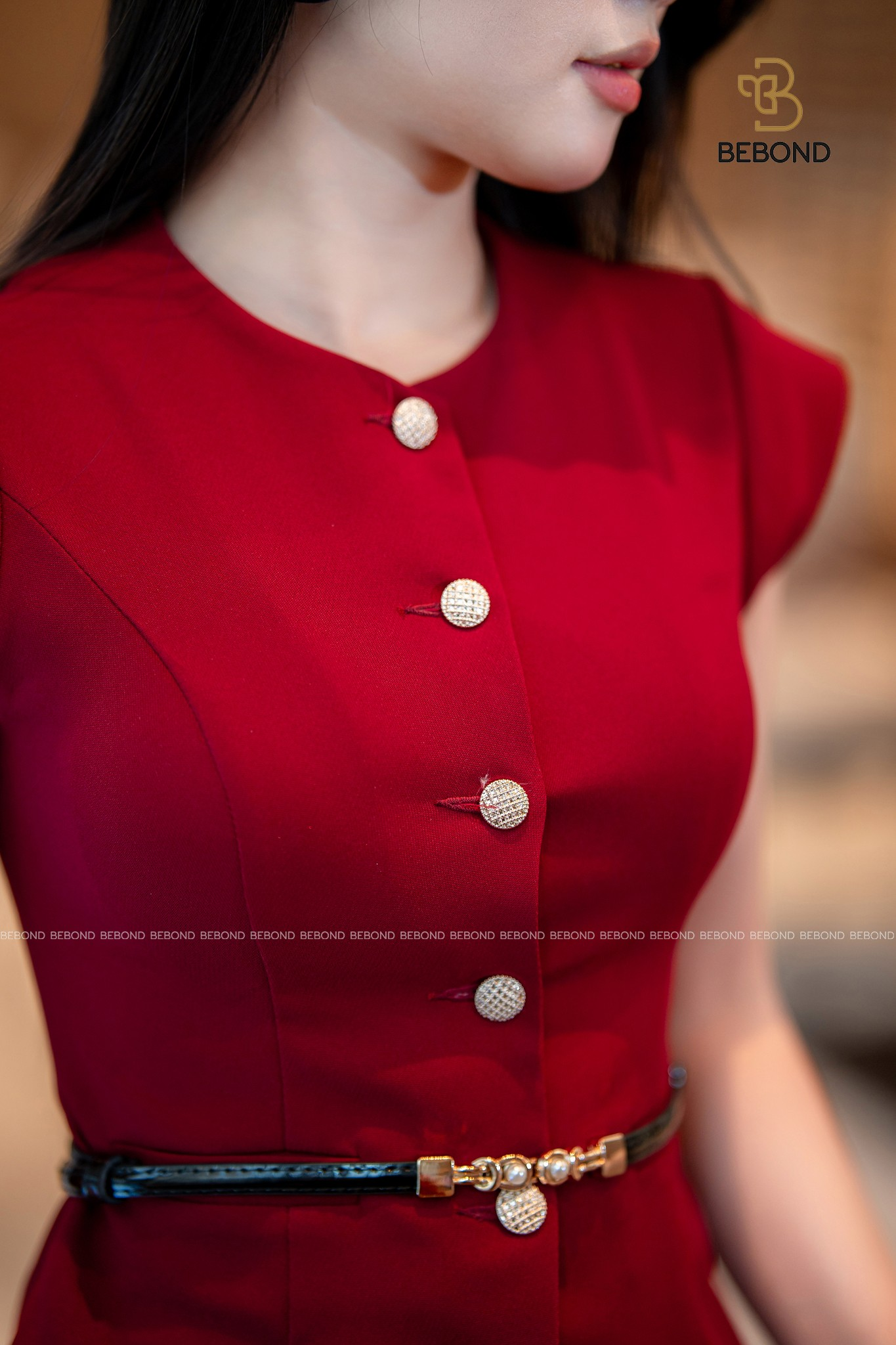 Áo tay hến LUNAR màu ĐỎ