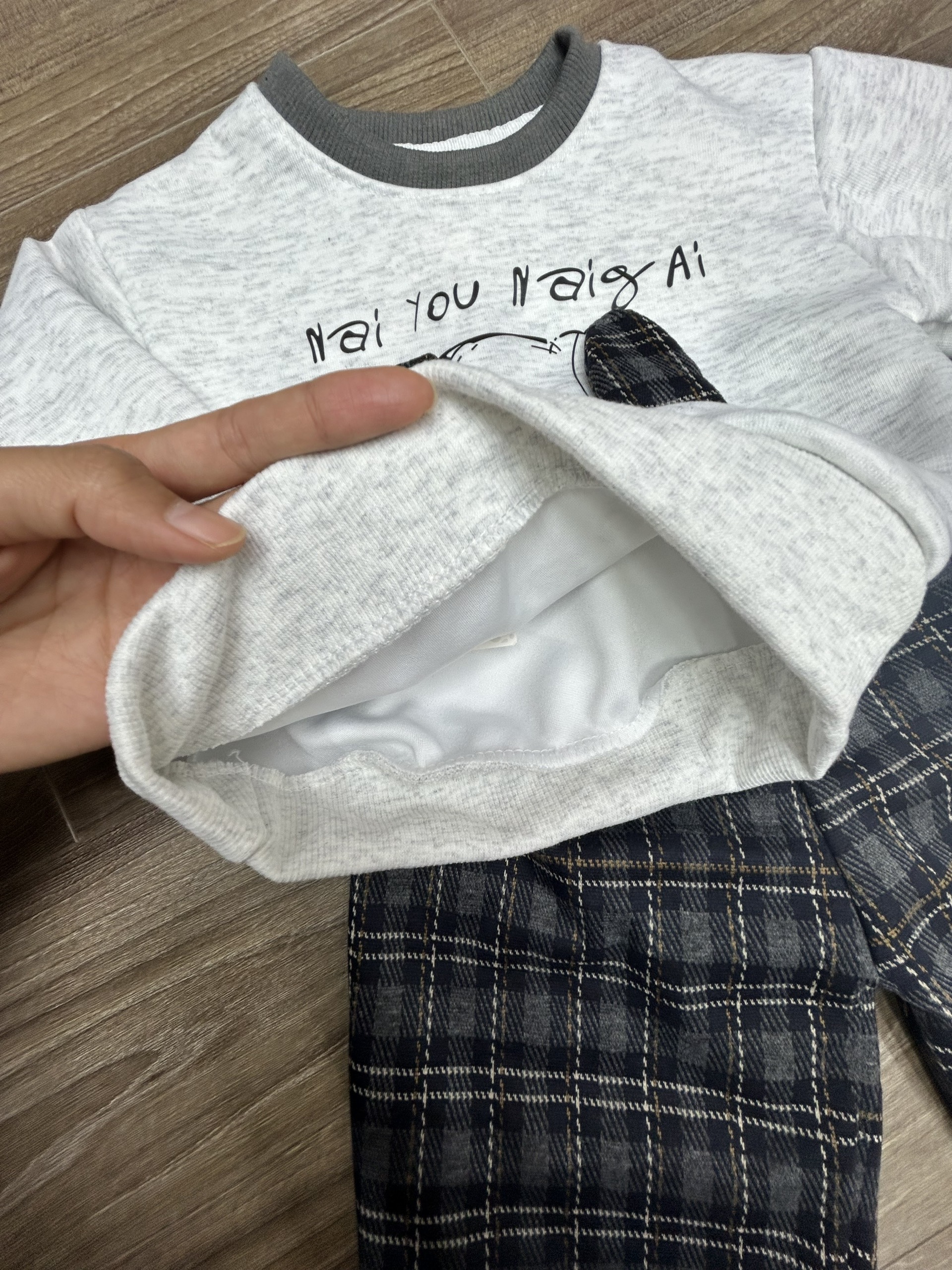 Q38 BỘ DÀI TAY CHÓ TAI ĐEN CUTE- A210.372