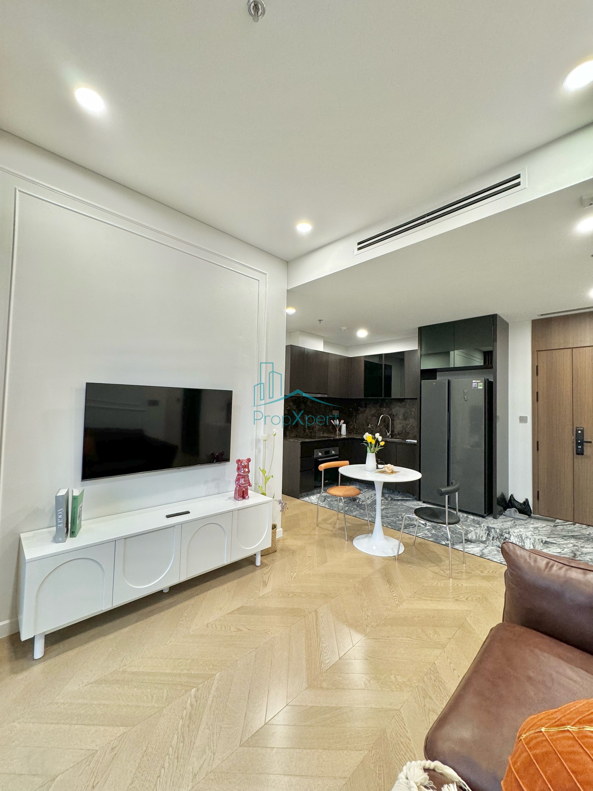 Tin chính chủ - Siêu phẩm căn 2PN, nội thất đầy đủ view siêu thoáng cho thuê nhanh tại Lumiere Riverside_thumbnail_8