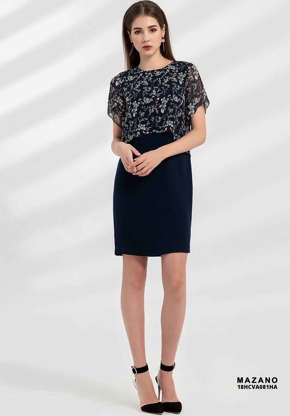 Đầm xanh than phối cách điệu họa tiết mullet