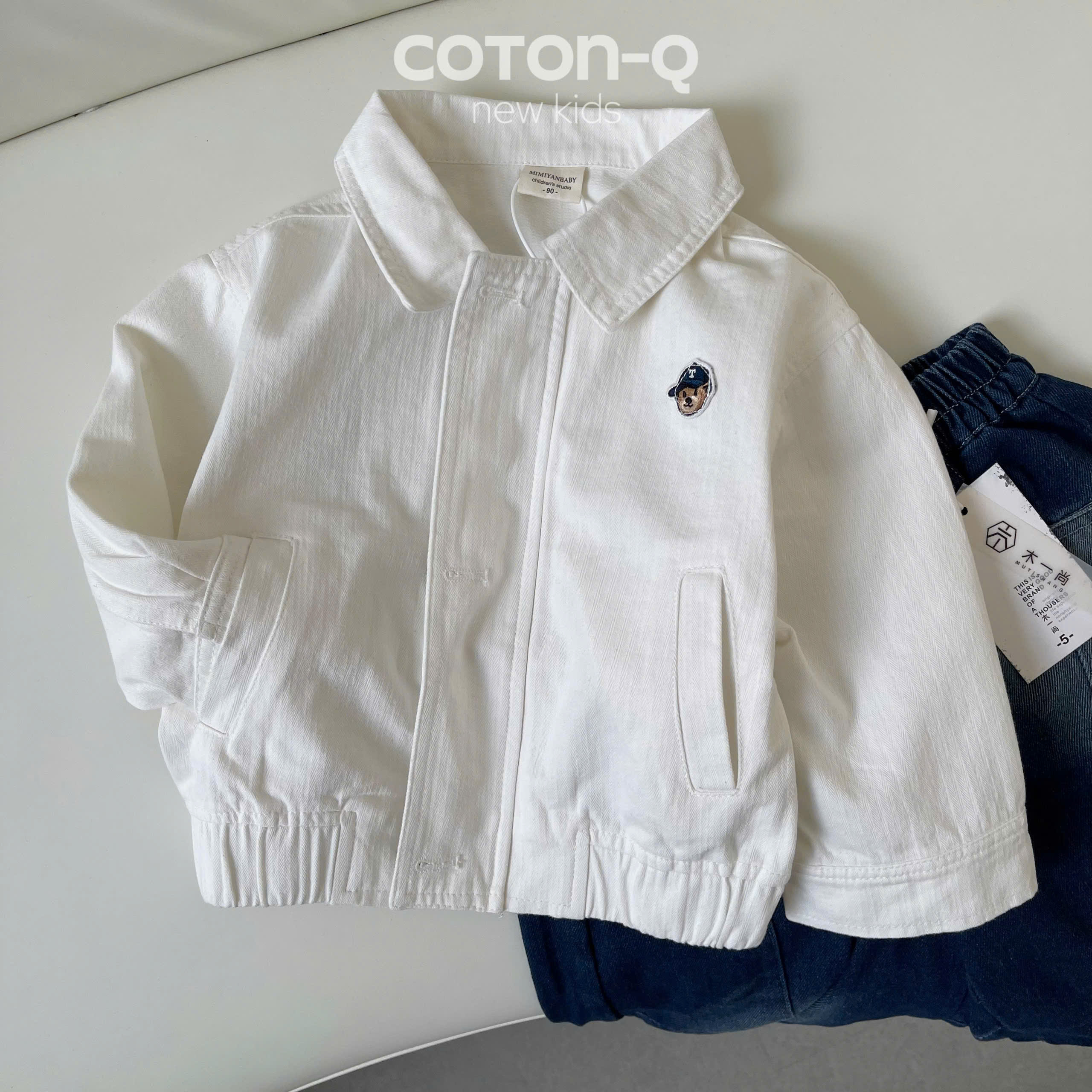 Áo khoác bomber bé ( TRẮNG )_thumbnail_8