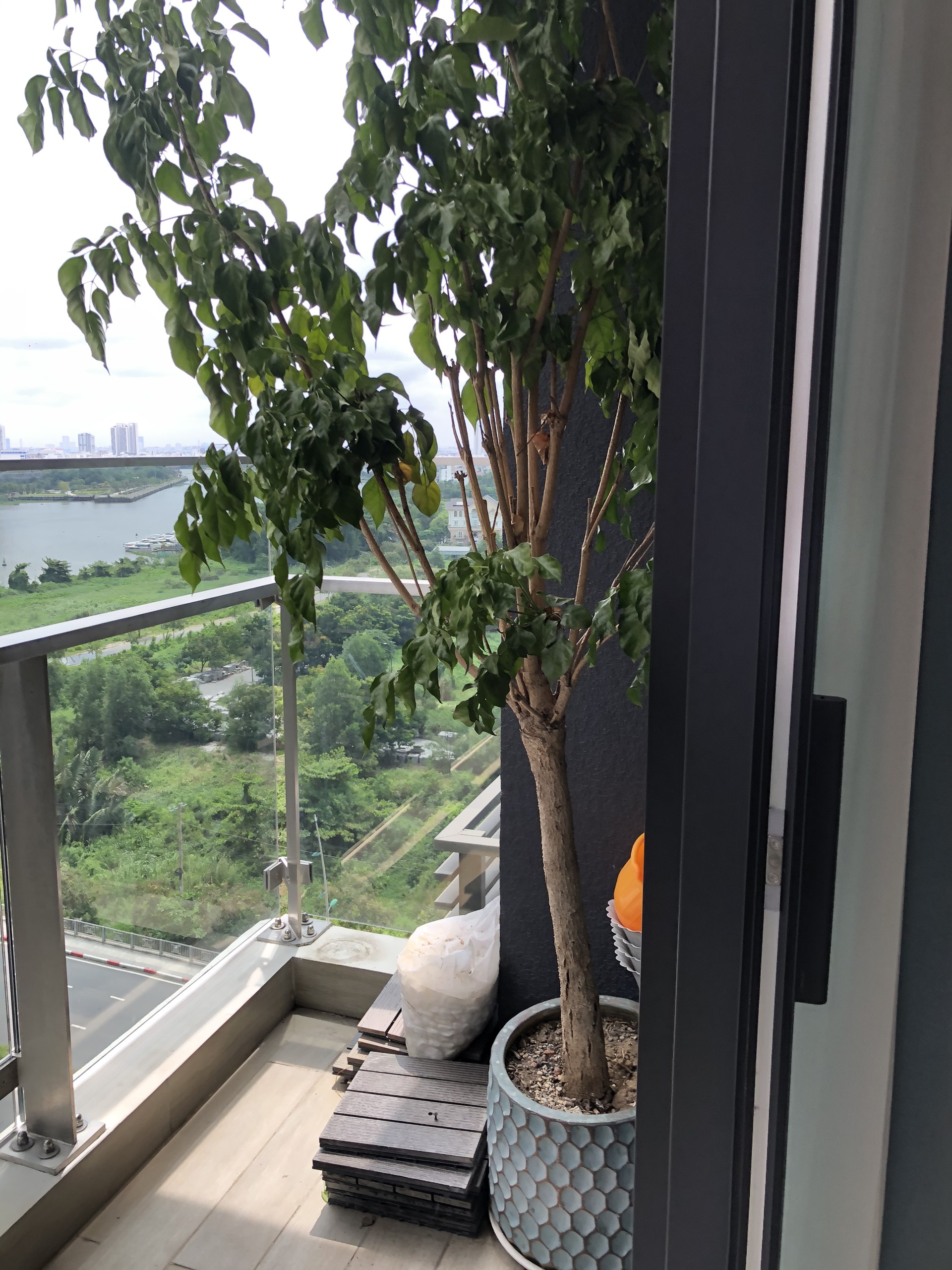 Chính chủ cần cho thuê căn 3 phòng ngủ tại The River giá 45 triệu bao phí_thumbnail_4