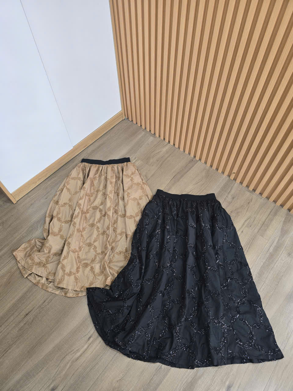 V366 CHAN VAY XUAT HAN_thumbnail_1