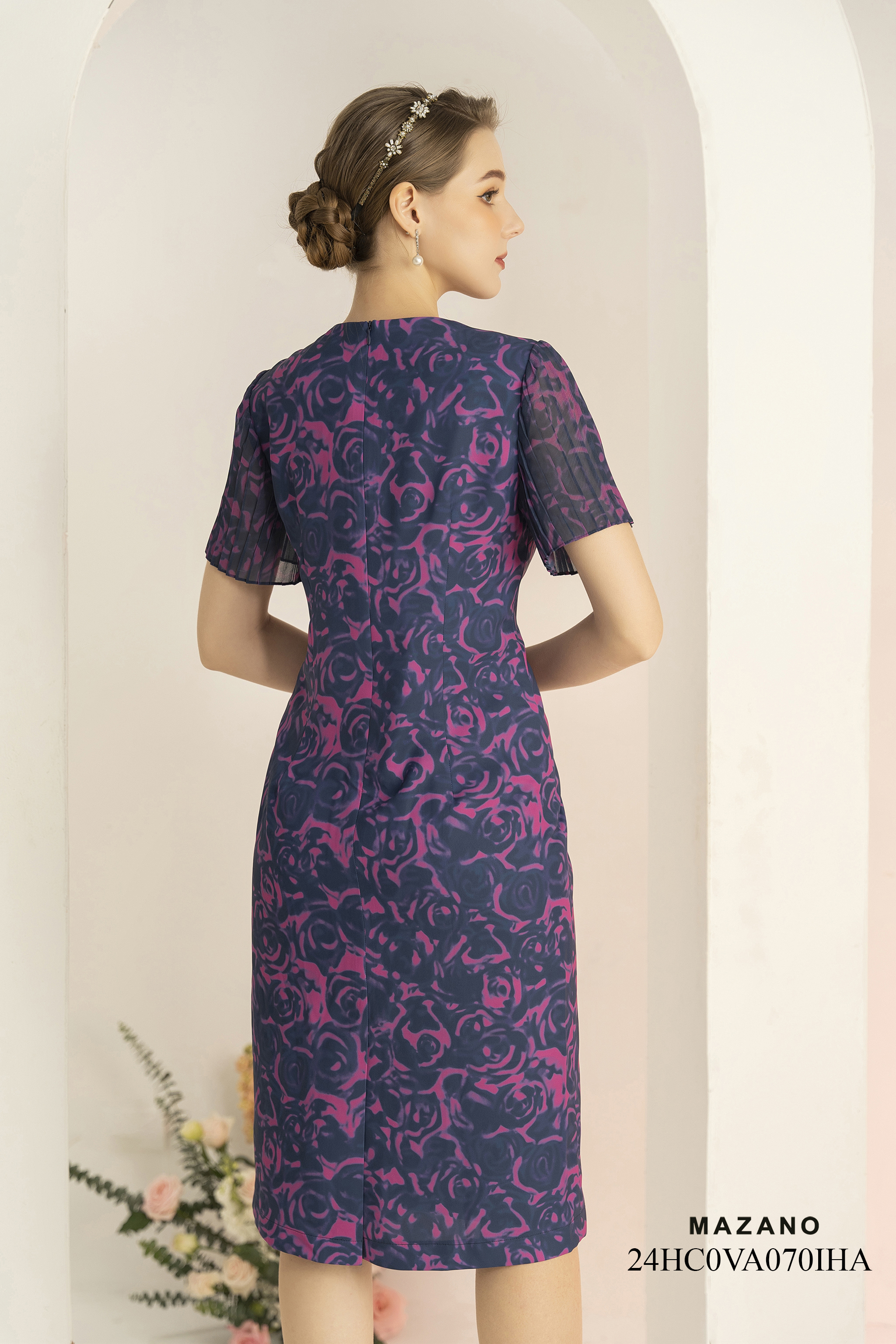 Đầm hoa hồng phối tay dập ly_thumbnail_4