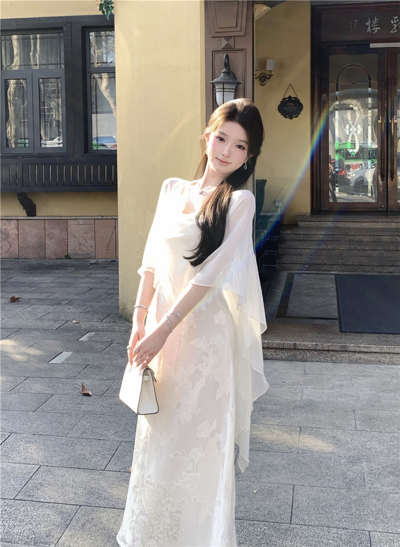 Váy Dài 2 Lớp Lụa Hoa Tiết – Set Cardigan Dây Thanh Lịch_thumbnail_3