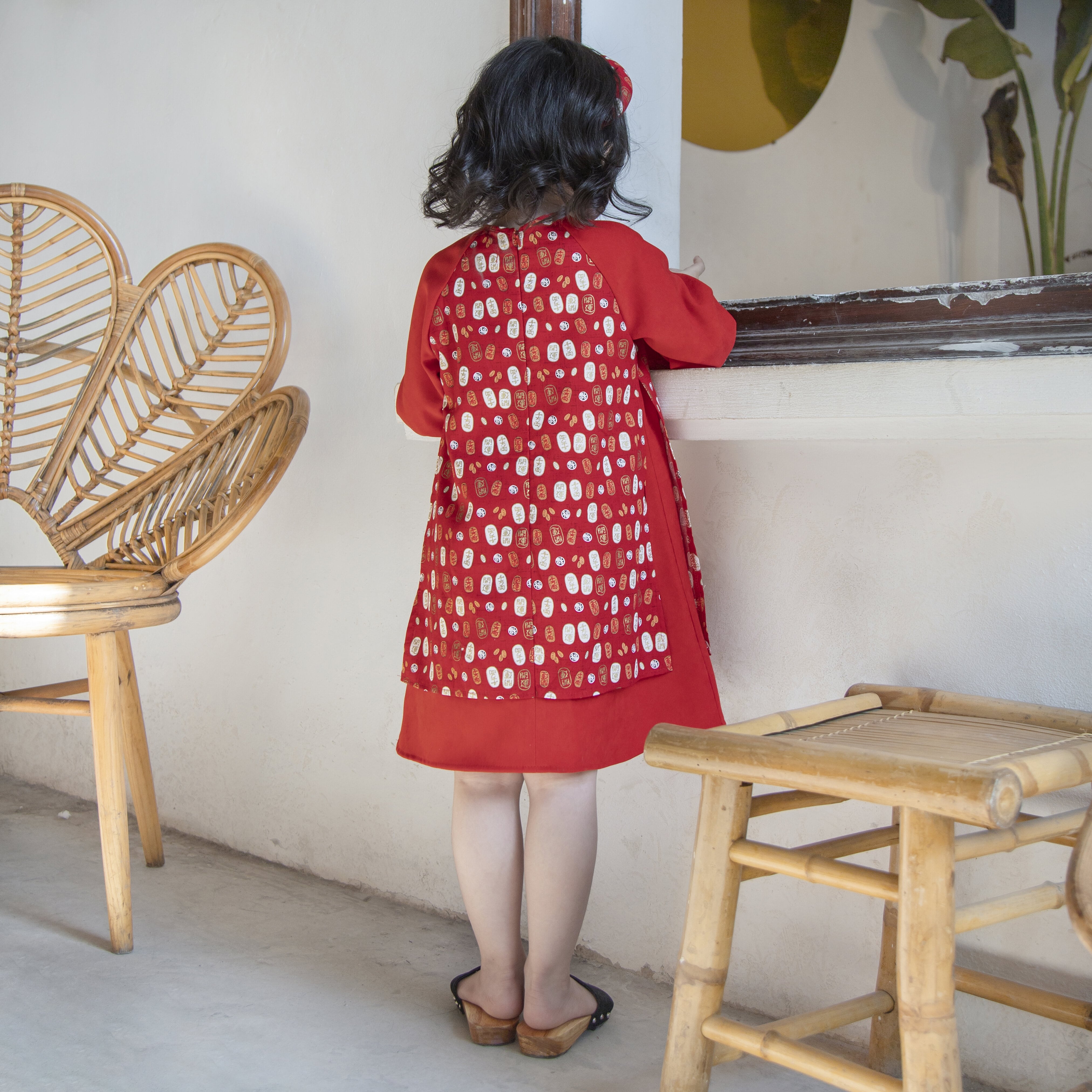 Áo dài đỏ Tết kèm mấn_thumbnail_1