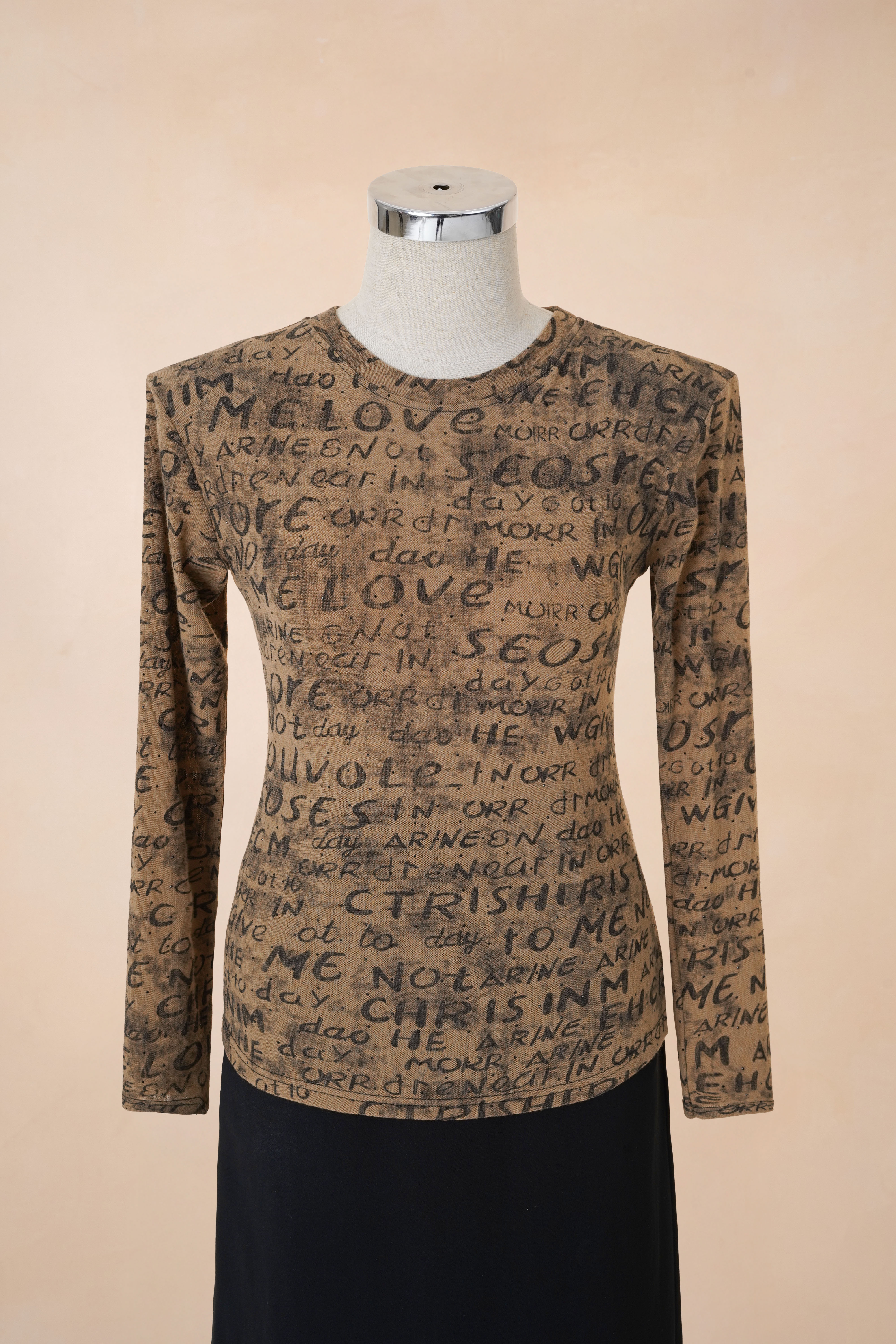 Áo Chữ Ép Nhiệt Đá Tay Dài_thumbnail_3