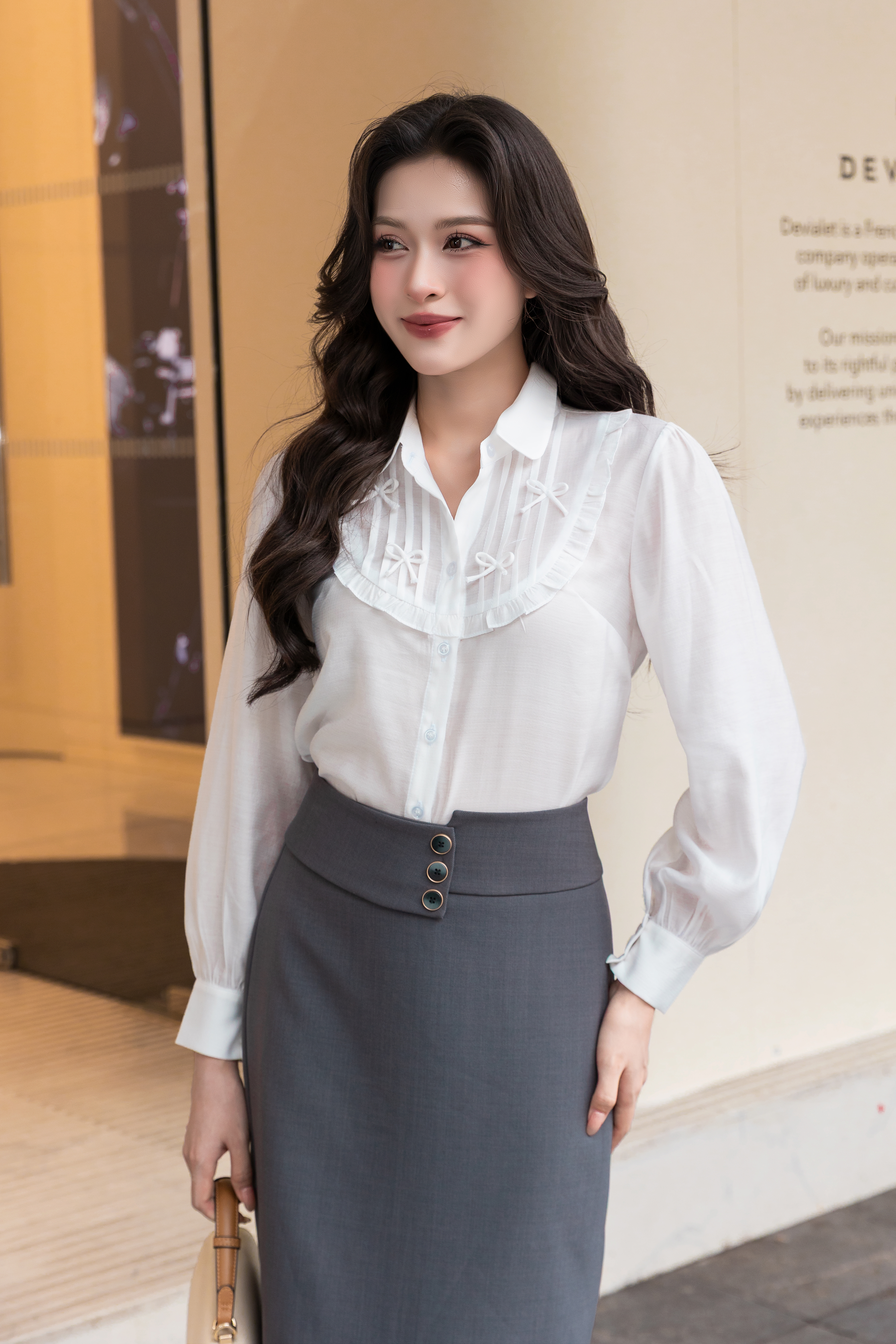 Áo sơ mi bèo ngực đính nơ A4200_thumbnail_3