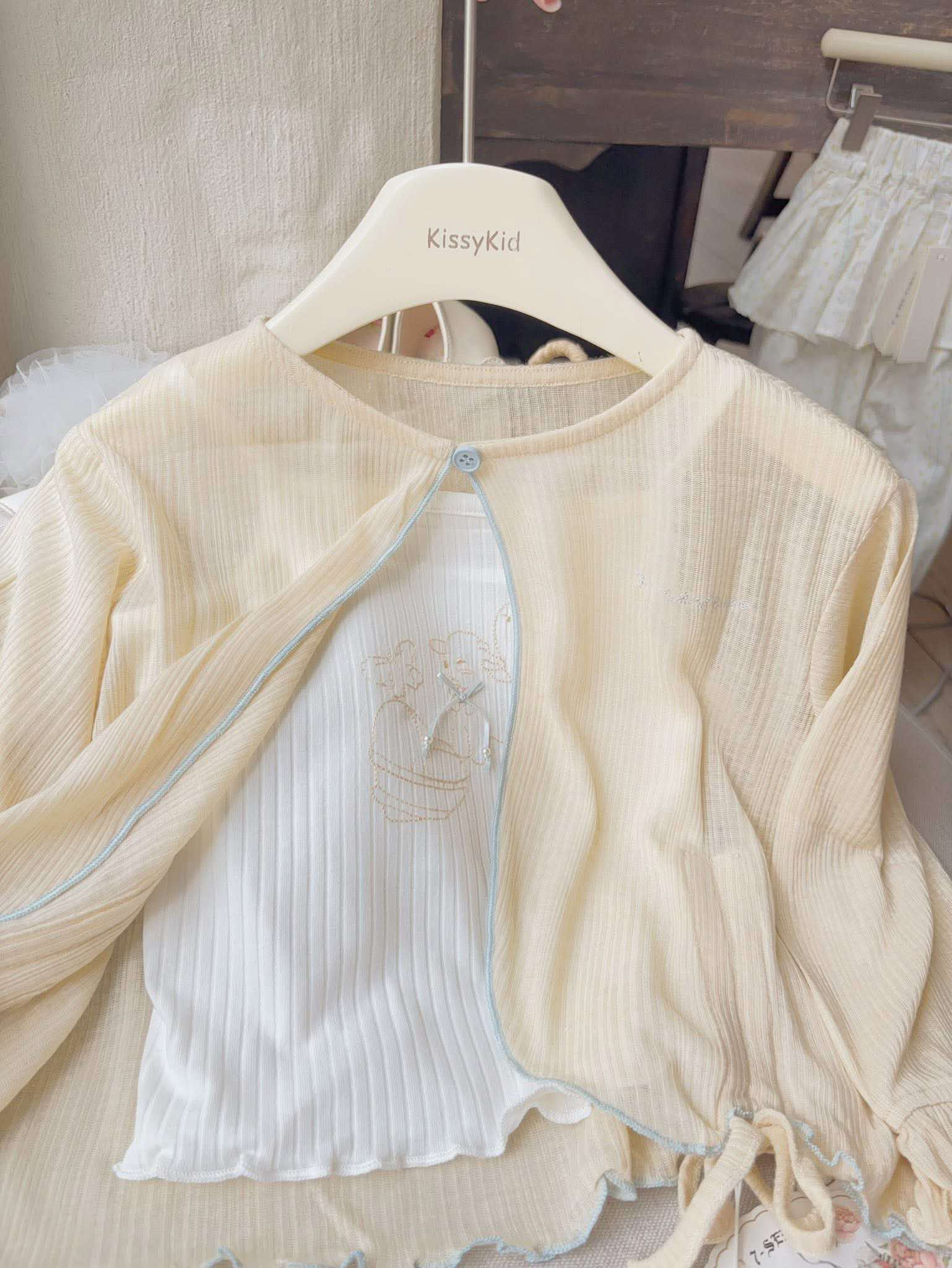 (H61) Áo cardigan màu vàng 2 chi tiết hãng Seven_thumbnail_1