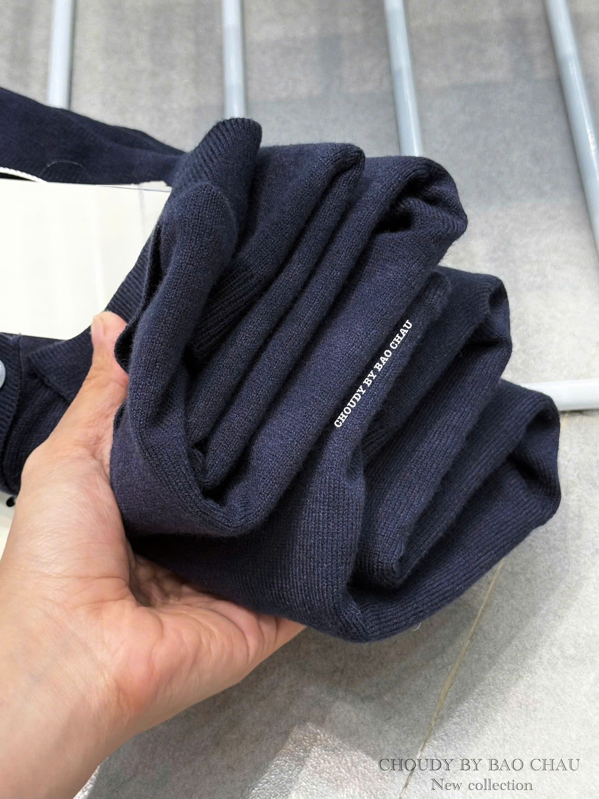 SALE U230 ÁO DỆT KIM XANH_thumbnail_6