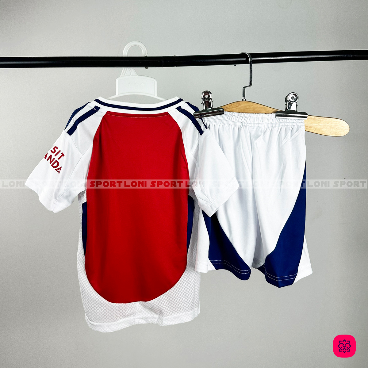 Bộ kid Arsenal sân nhà đỏ trắng 24/25_thumbnail_3