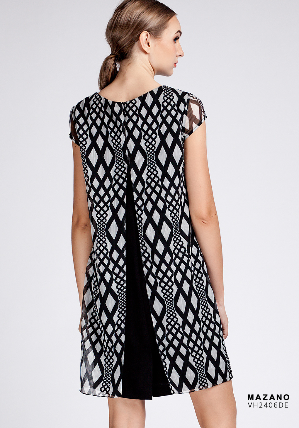 Váy suông phủ họa tiết ziczac_thumbnail_2