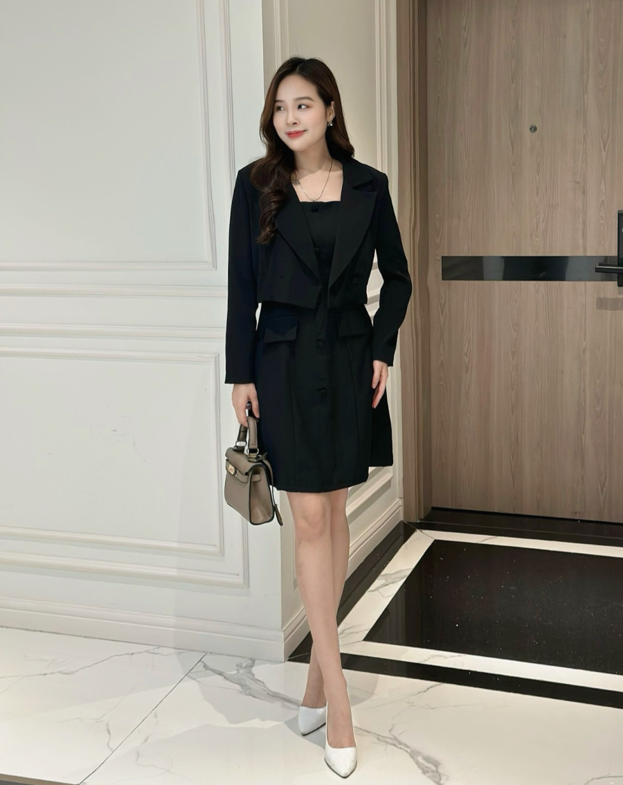 Set váy 2 dây cúp ngực phối Vest lửng sang trọng_thumbnail_2