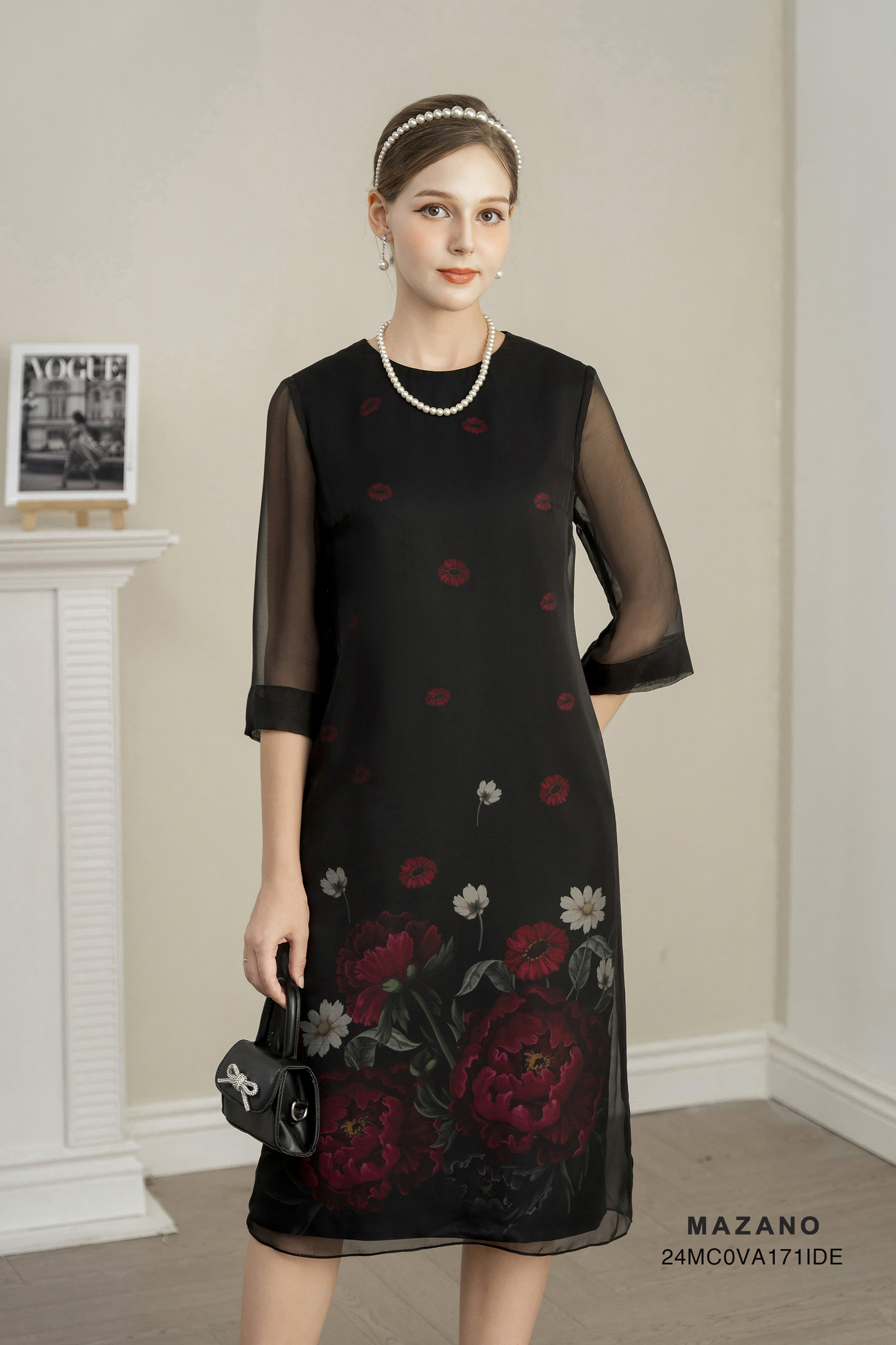 Đầm suông Voan tơ phủ trên vải thô Họa tiết Hoa cách điệu cổ tròn vừa tay lỡ Dài qua gối_thumbnail_2