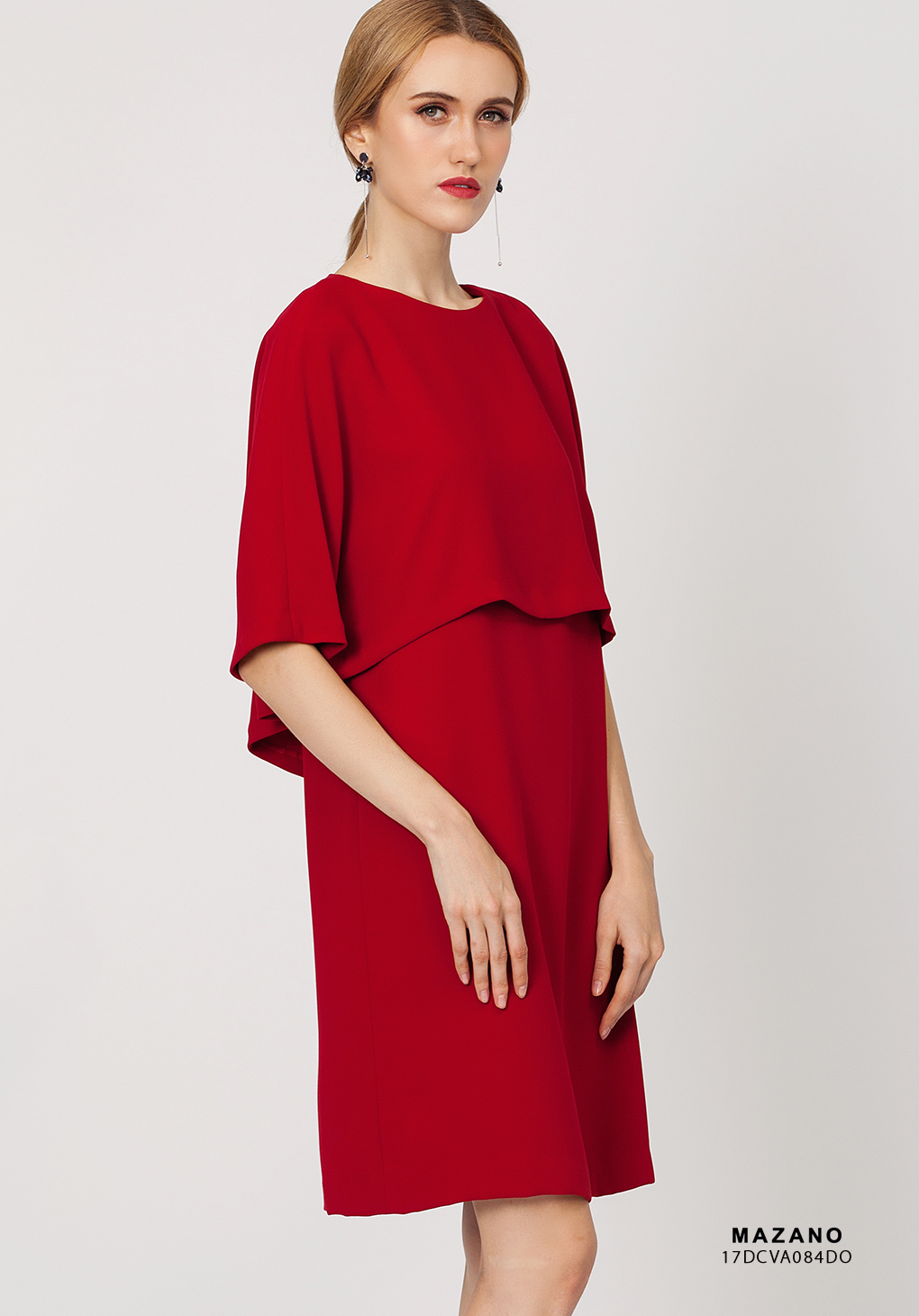 Váy đỏ phủ tà cách điệu_thumbnail_3