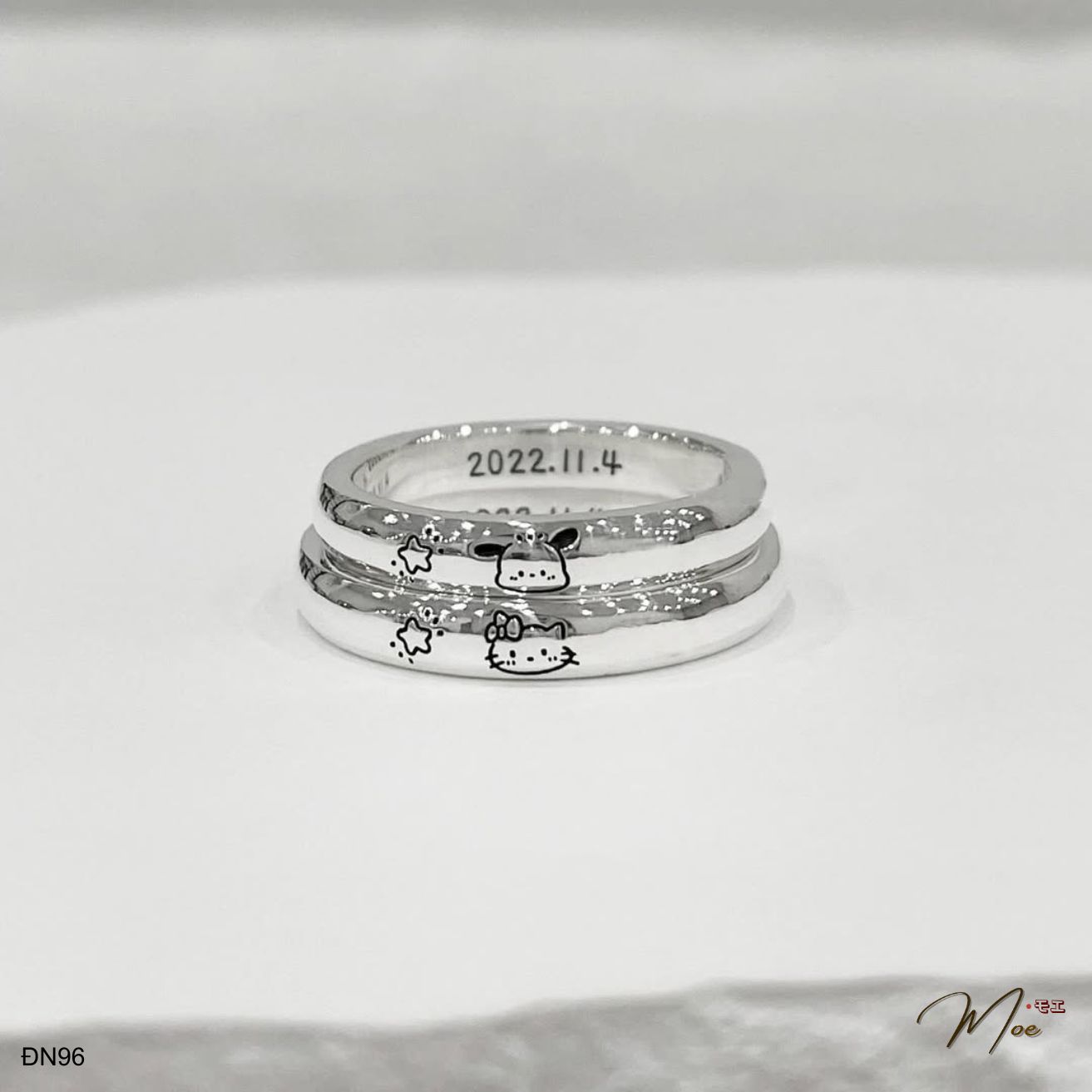 ĐN96 - Nhẫn đôi tròn trơn khắc chibi cute (có size)_thumbnail_1