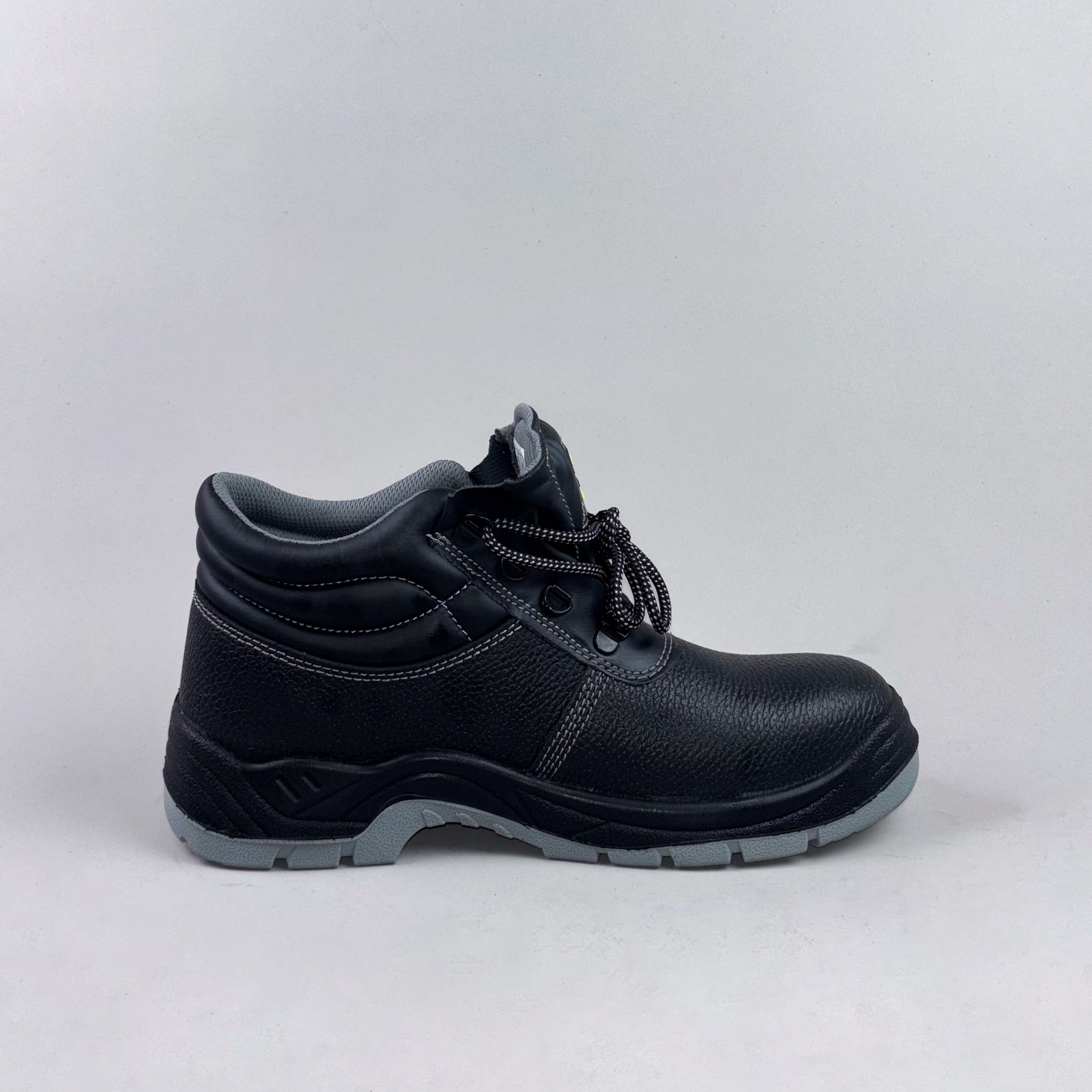 Vanguard Pro Safety Shoes