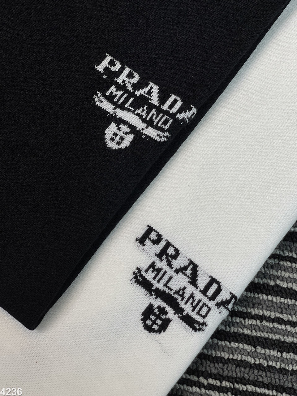 ÁO LEN CỘC TAY PRADA MILANO_thumbnail_3