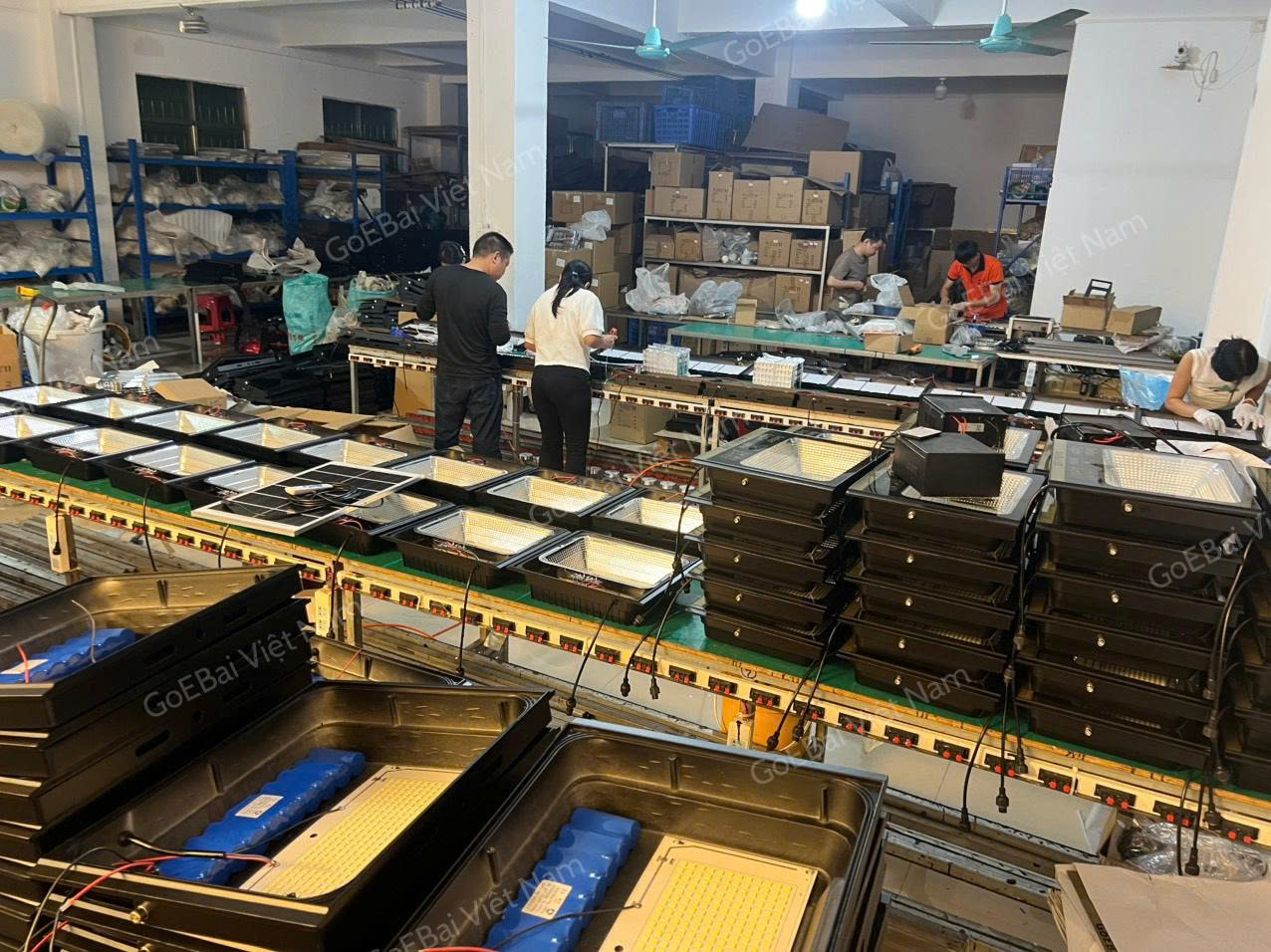 Mua đèn năng lượng mặt trời online có được bảo hành không?