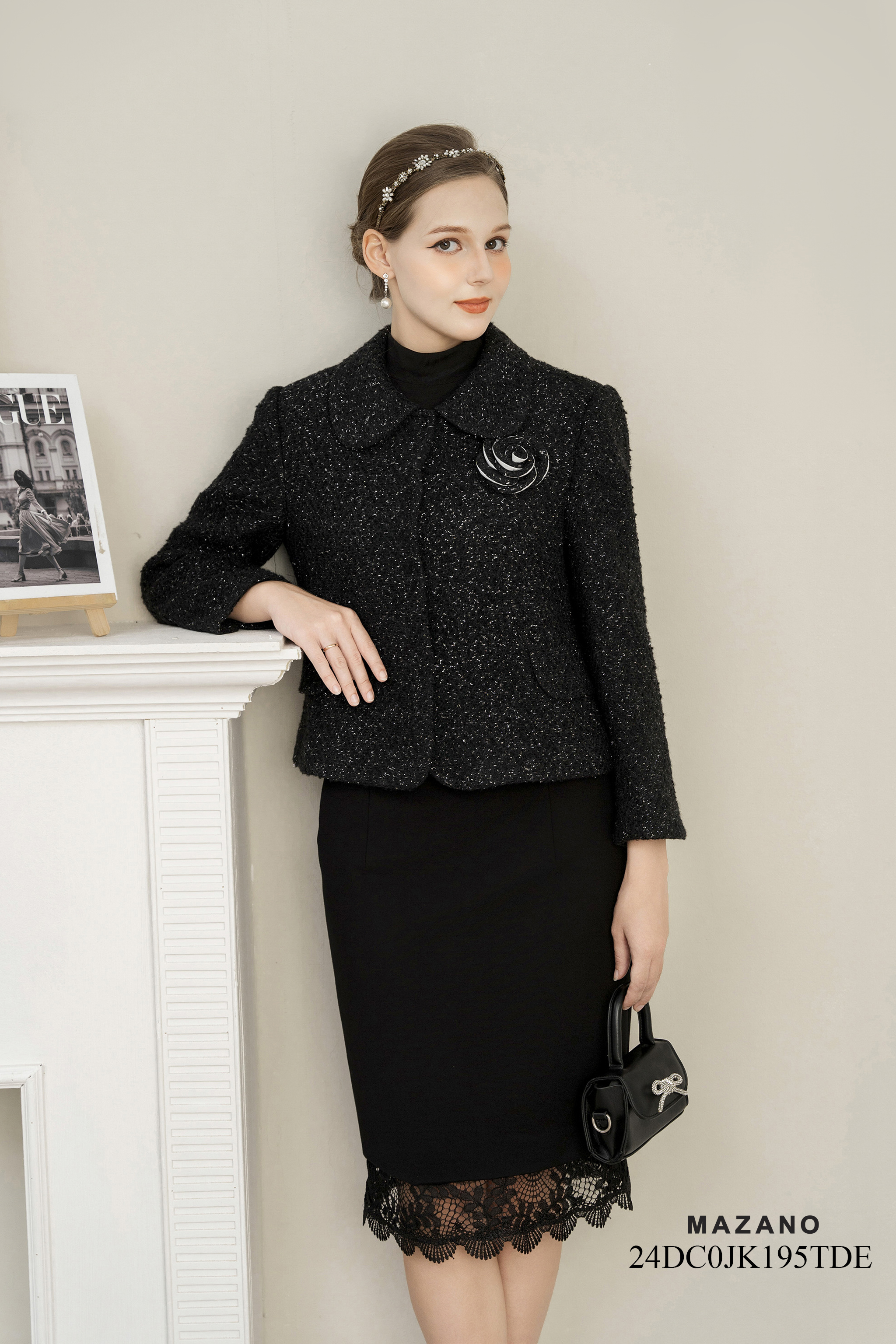 Áo khoác ngắn Vải dạ tweed Đính hoa thủ công Cổ sen Tay dài Dài qua eo