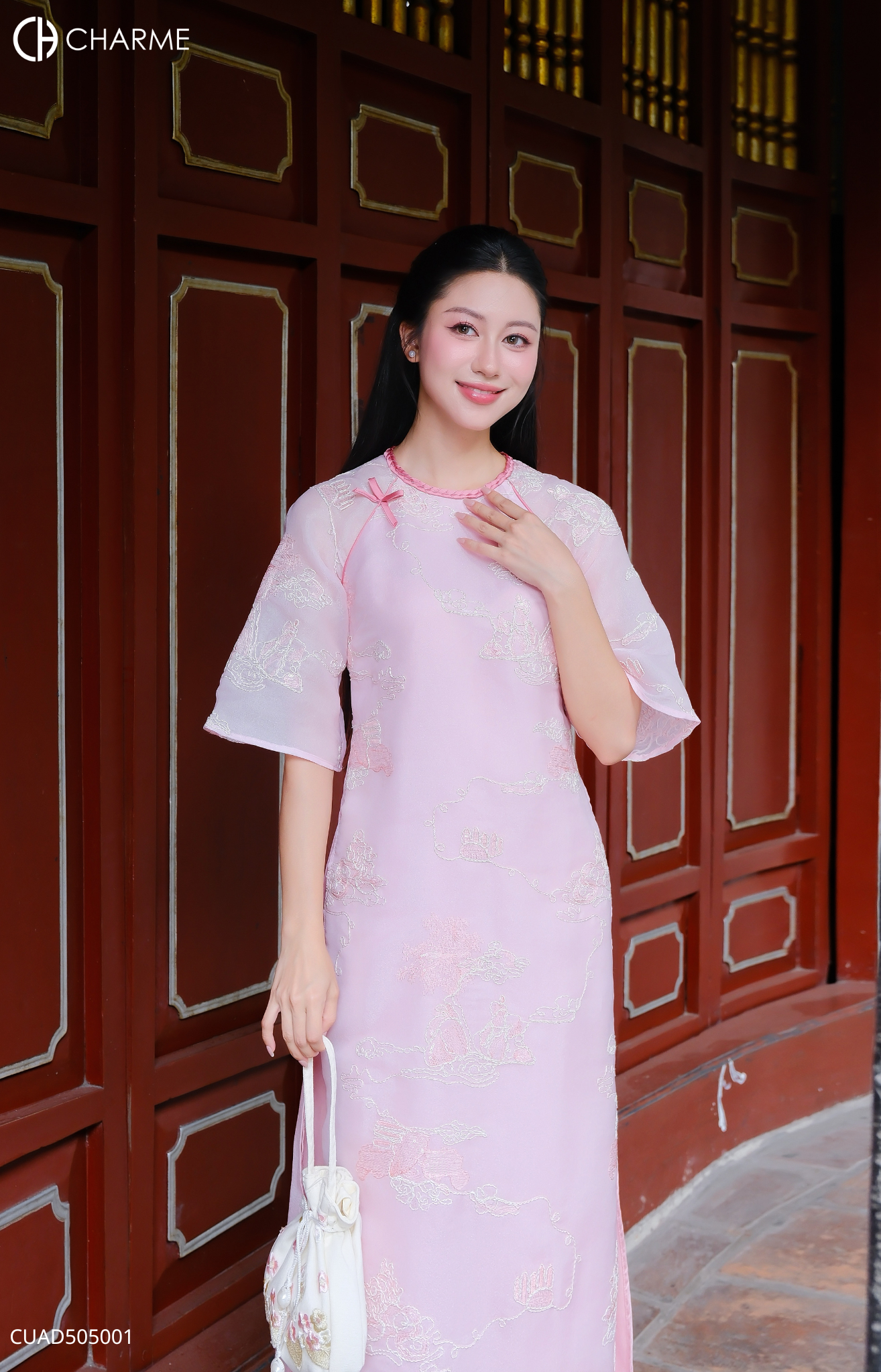 Áo dài thêu kim tuyến nổi_thumbnail_2