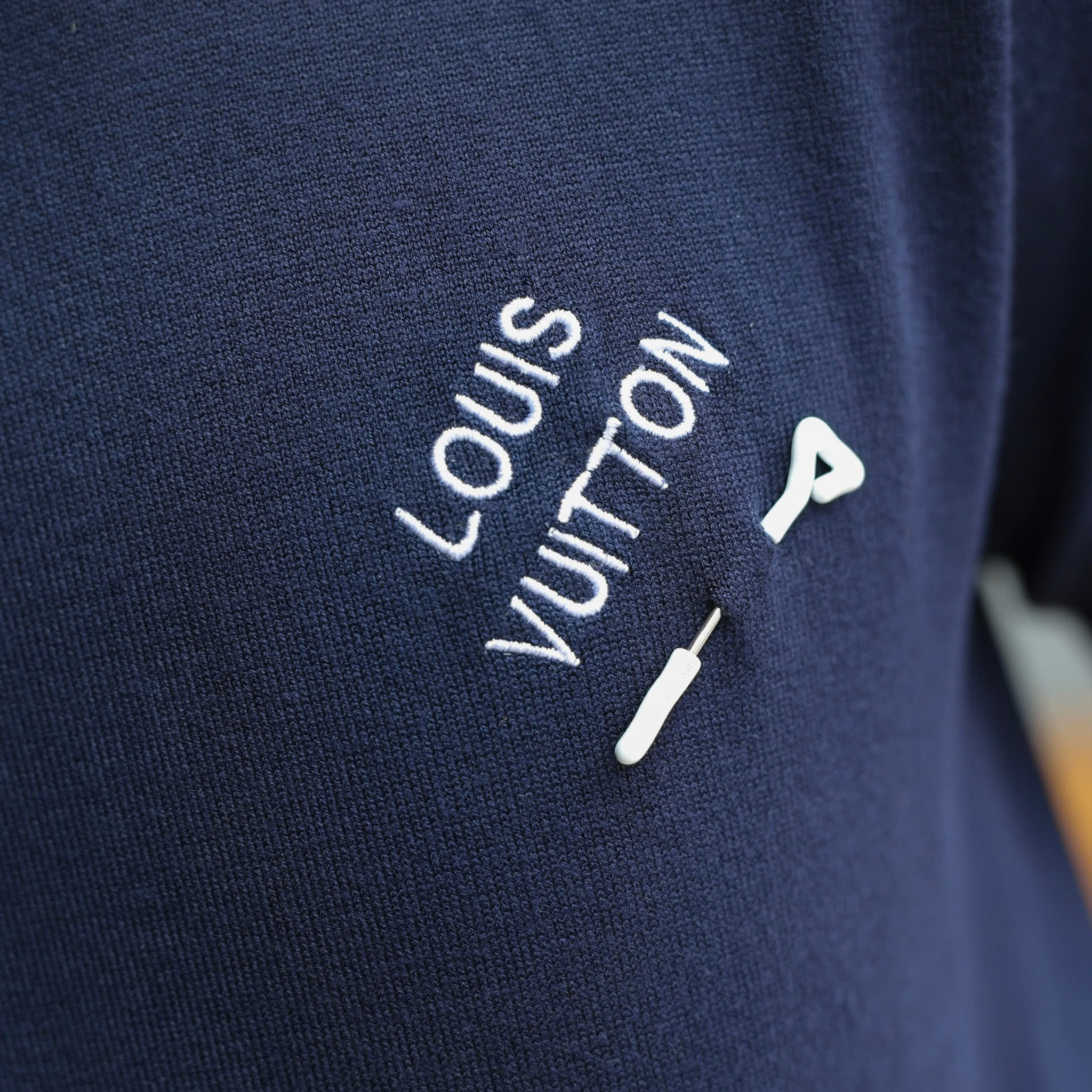 ÁO LEN LV CỘC TAY MONTOGHI_thumbnail_17