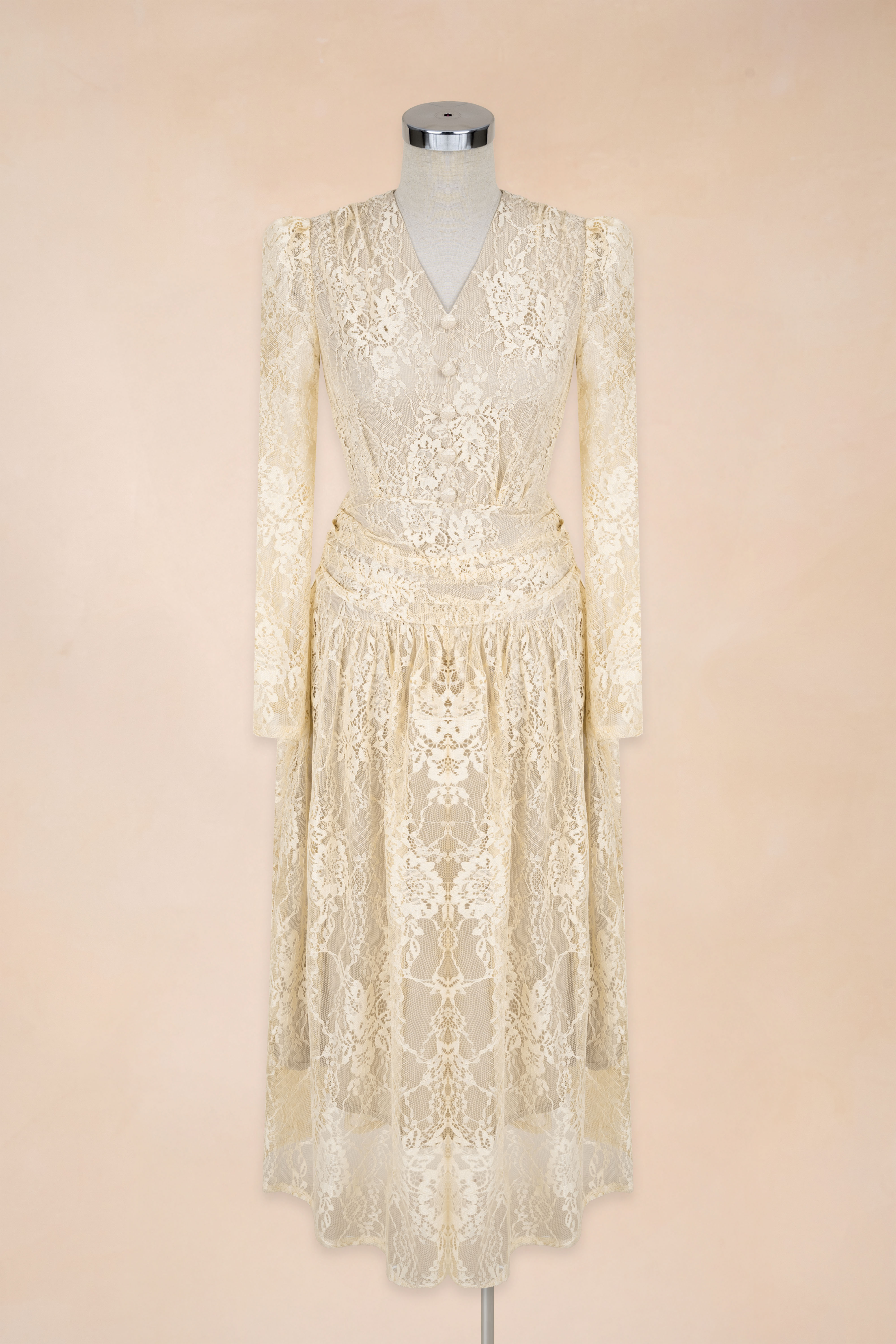 Đầm Xoè Cổ V Cúc Bọc Tay Dài