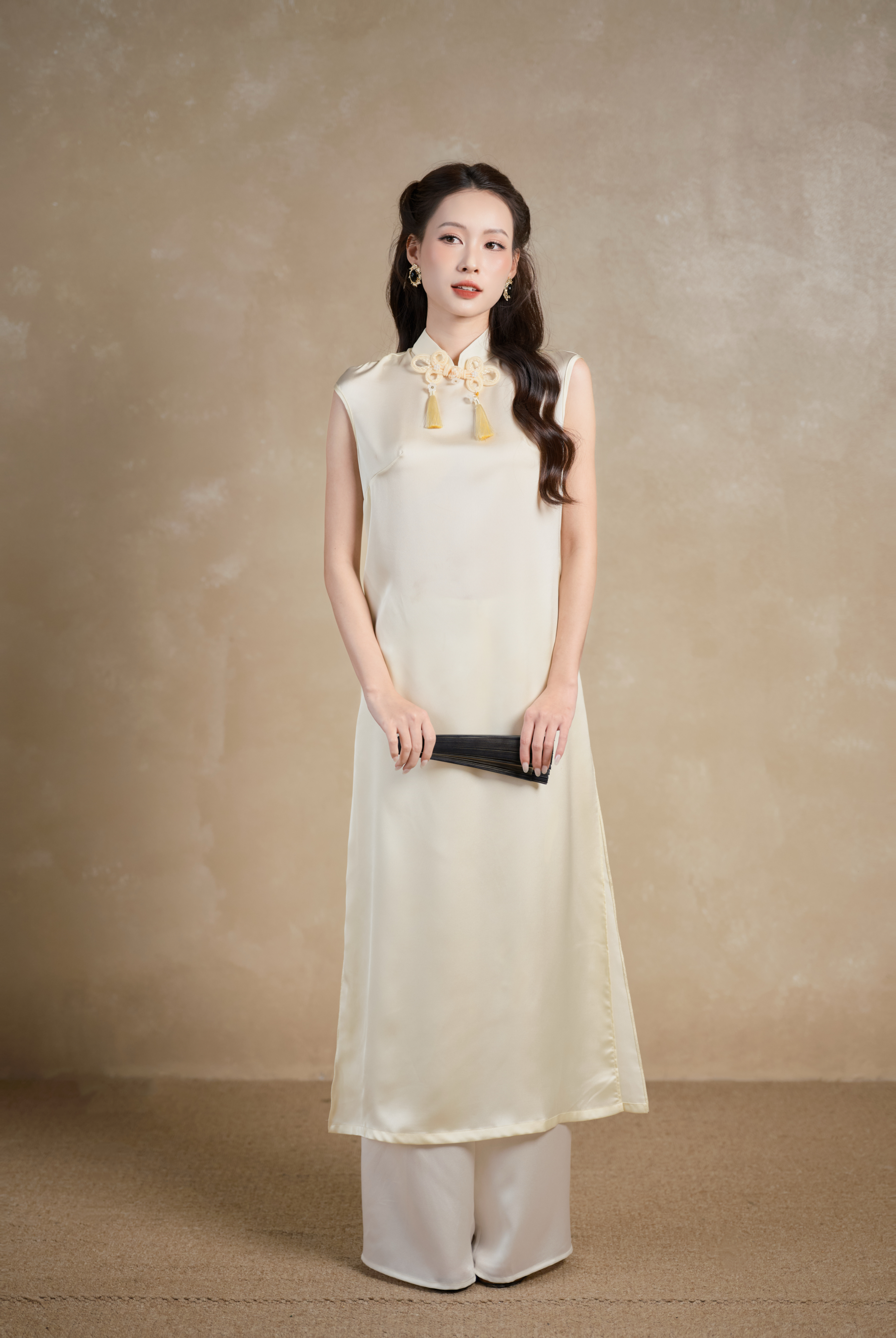 Áo dài Thục Huệ_thumbnail_3